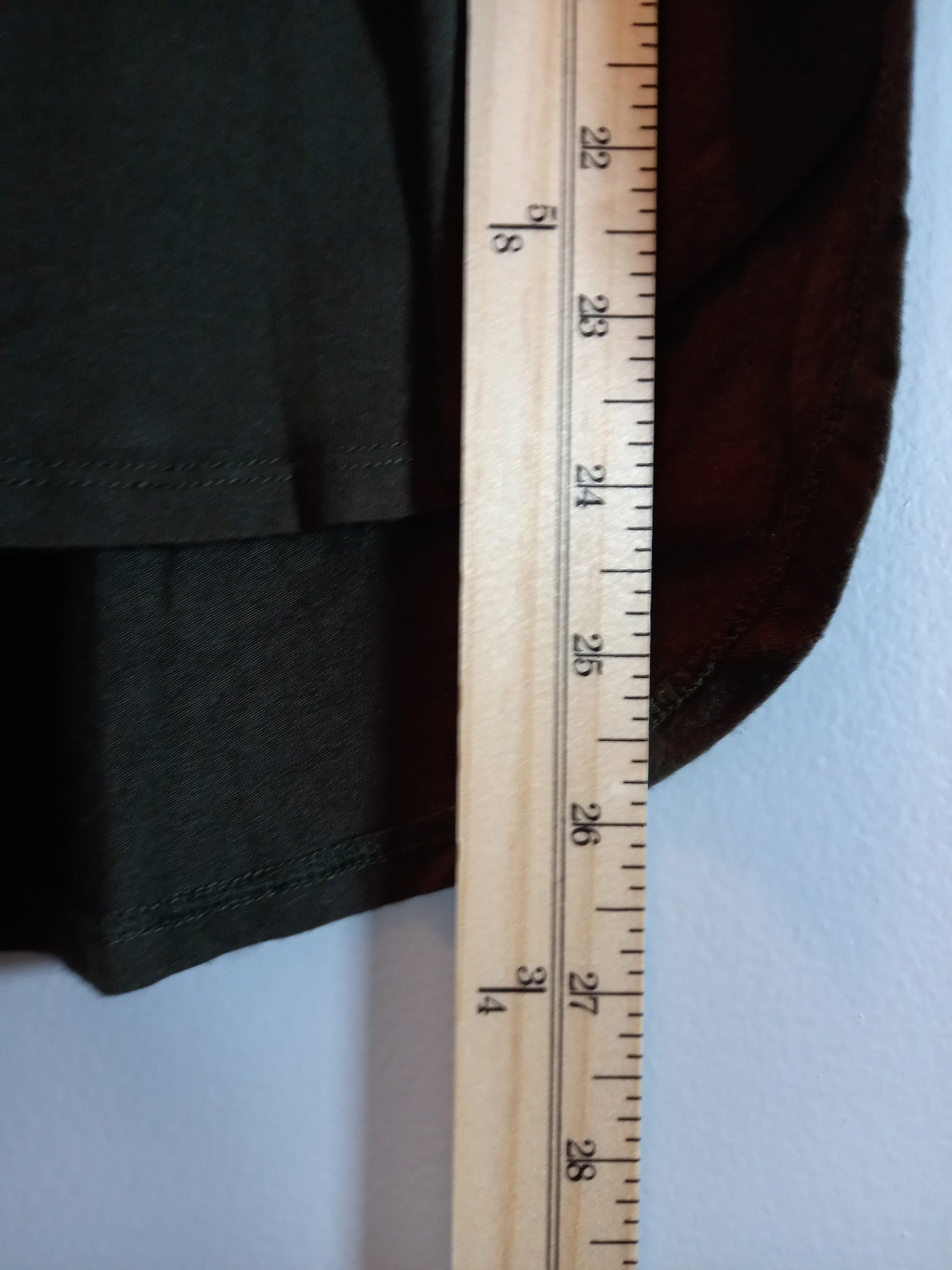 Babaton 3/4 sleeve olive shirt - Medium