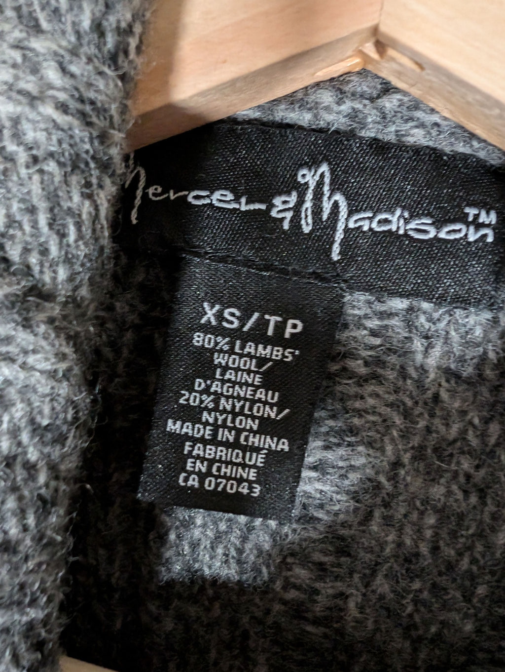 Mercer & Madison lamb wool short cloak - X-Small