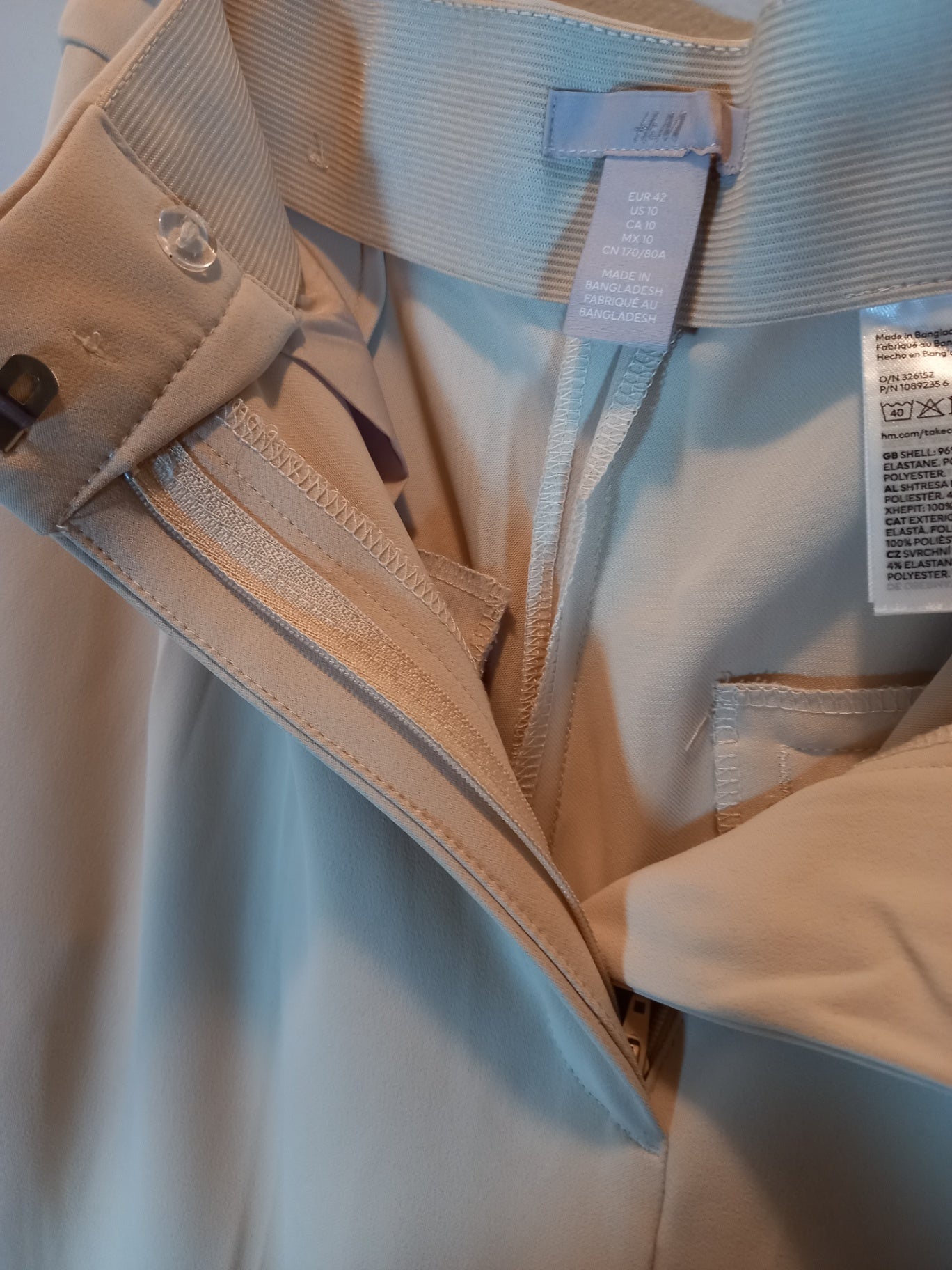 H&M beige dress pants- SZ 10