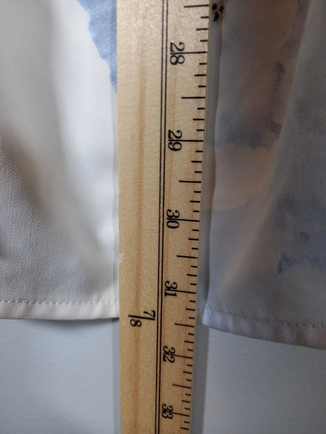 Dynamite floral dress - Large (Minor Flaw)