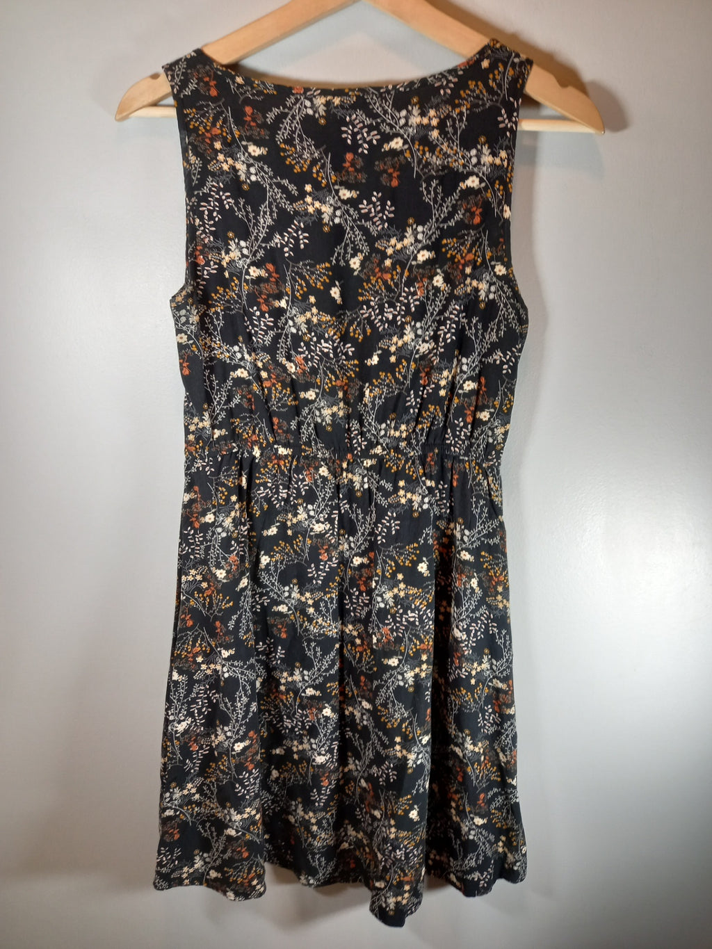 Only black floral sleeveless dress - SZ 36