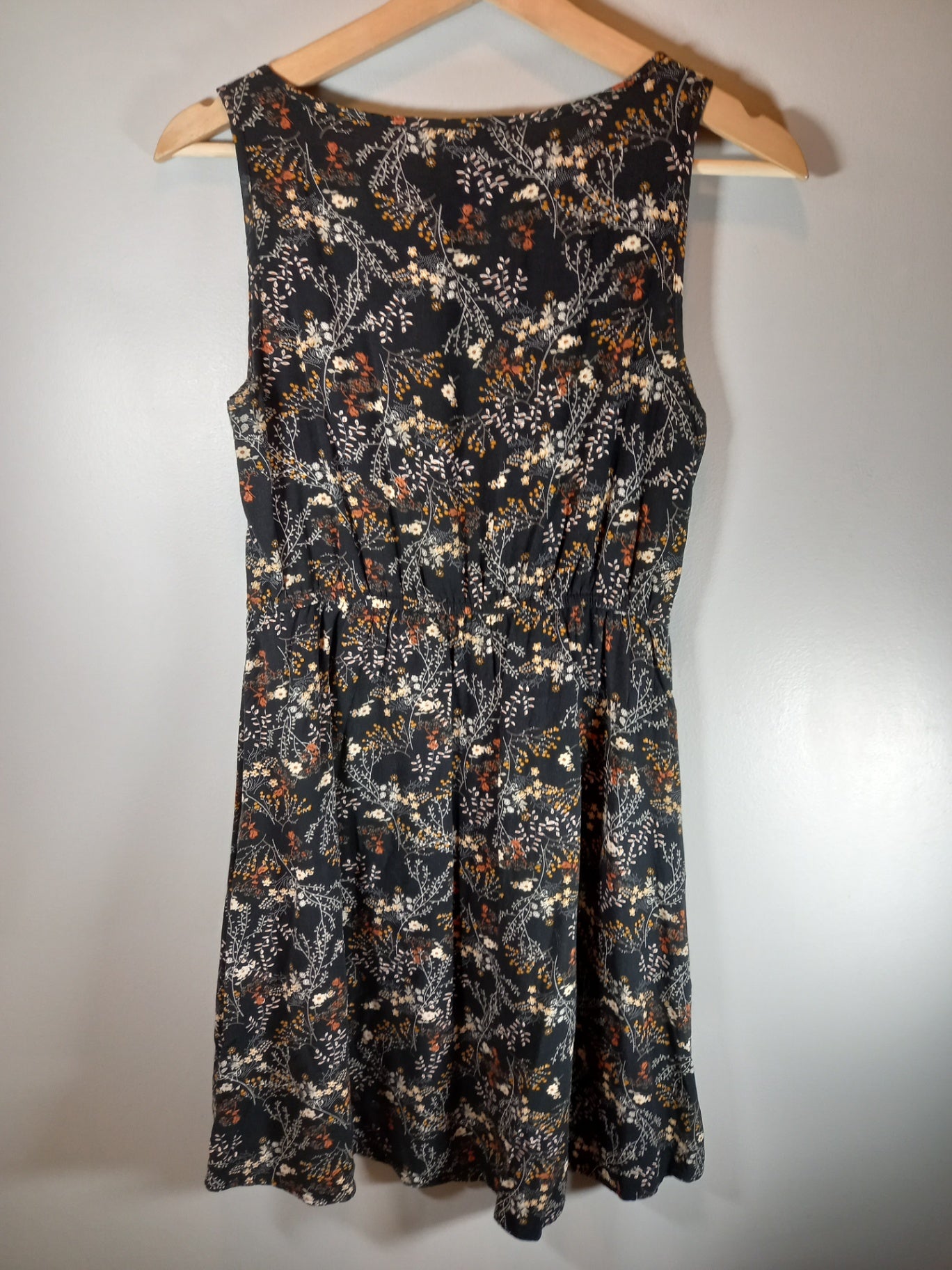 Only black floral sleeveless dress - SZ 36