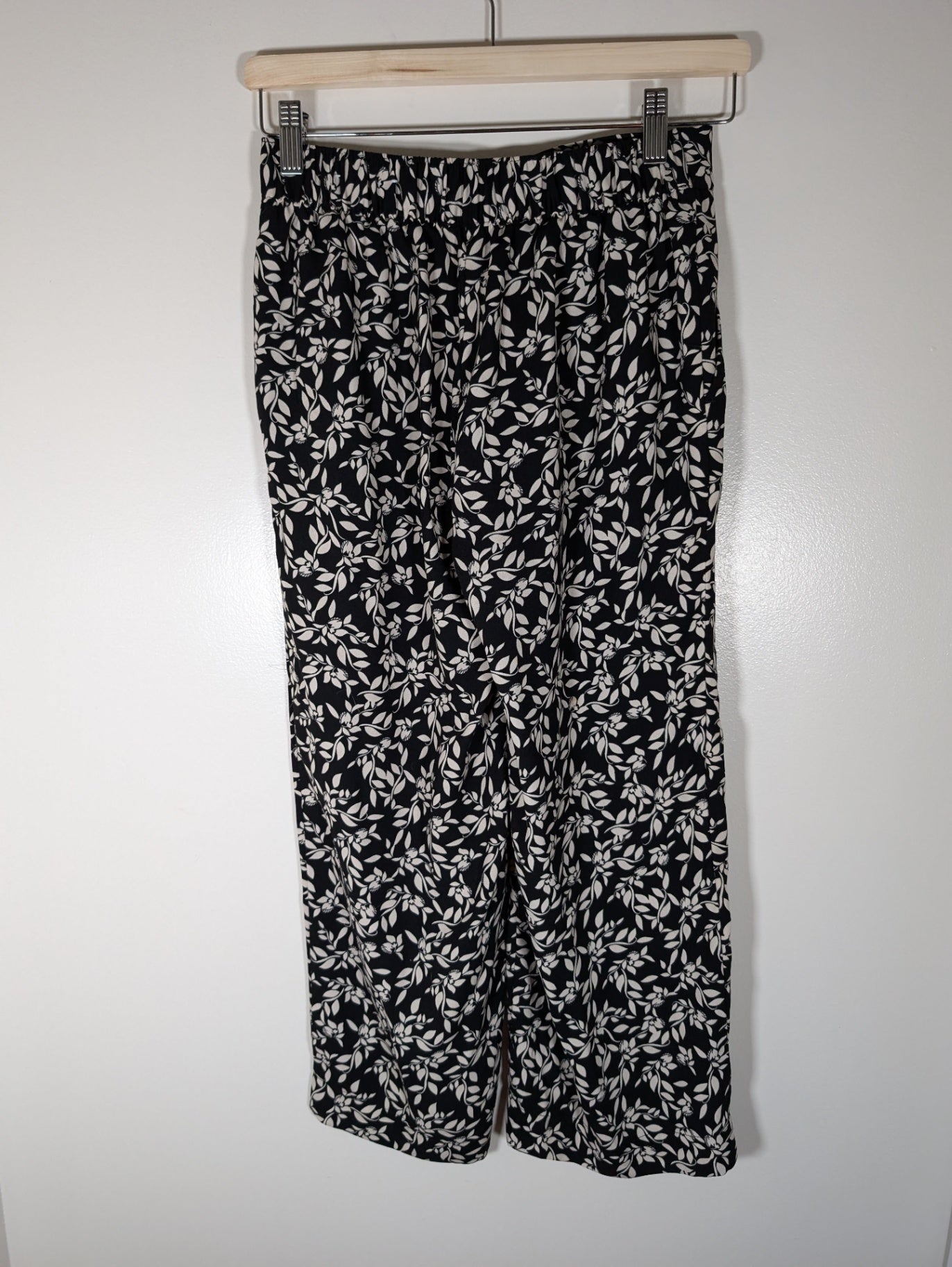 Loft Outlet petite floral pants - X-Small