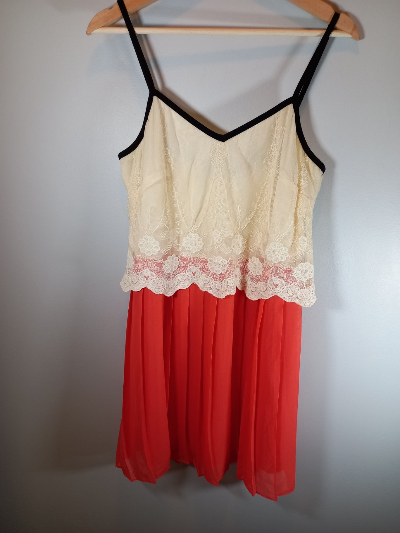 Maison Jules cream & coral dress - Large