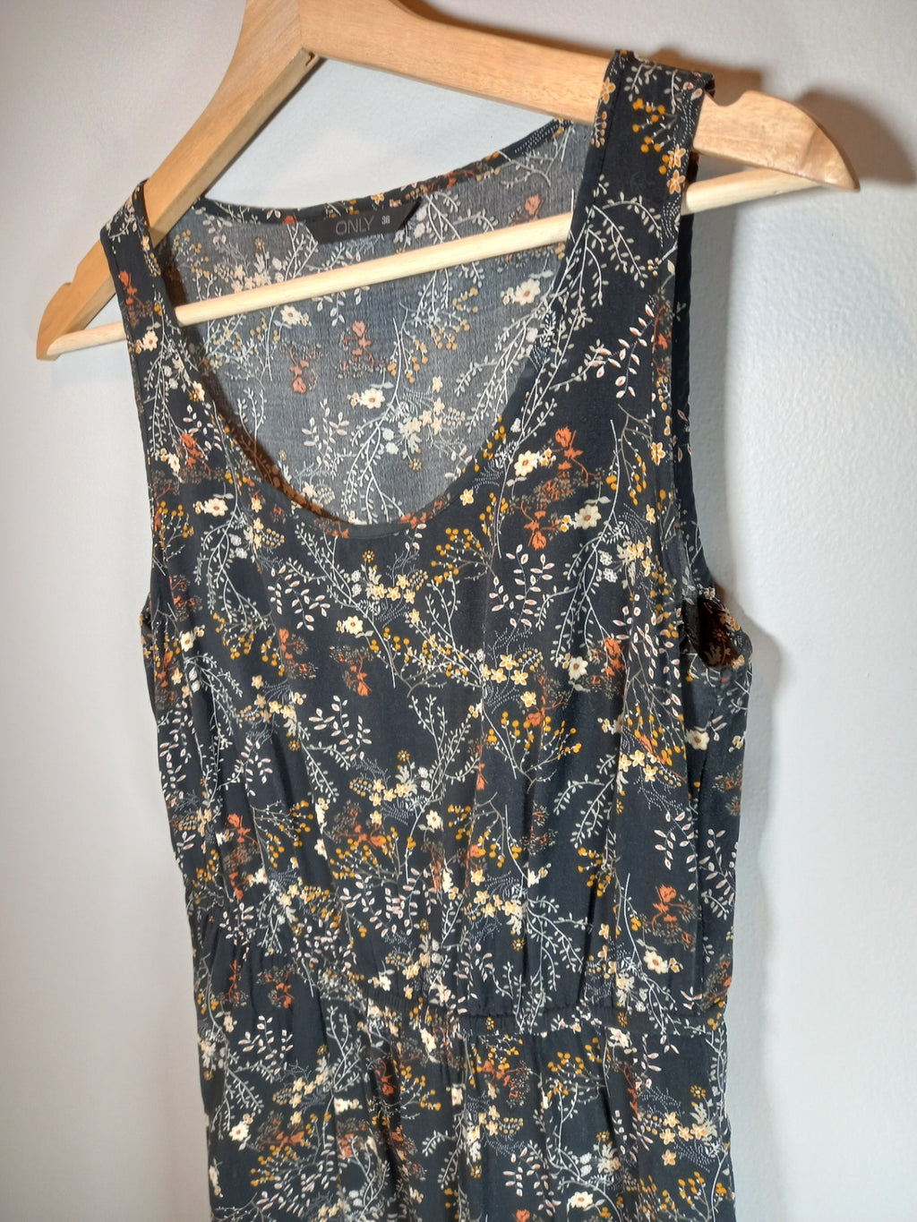 Only black floral sleeveless dress - SZ 36