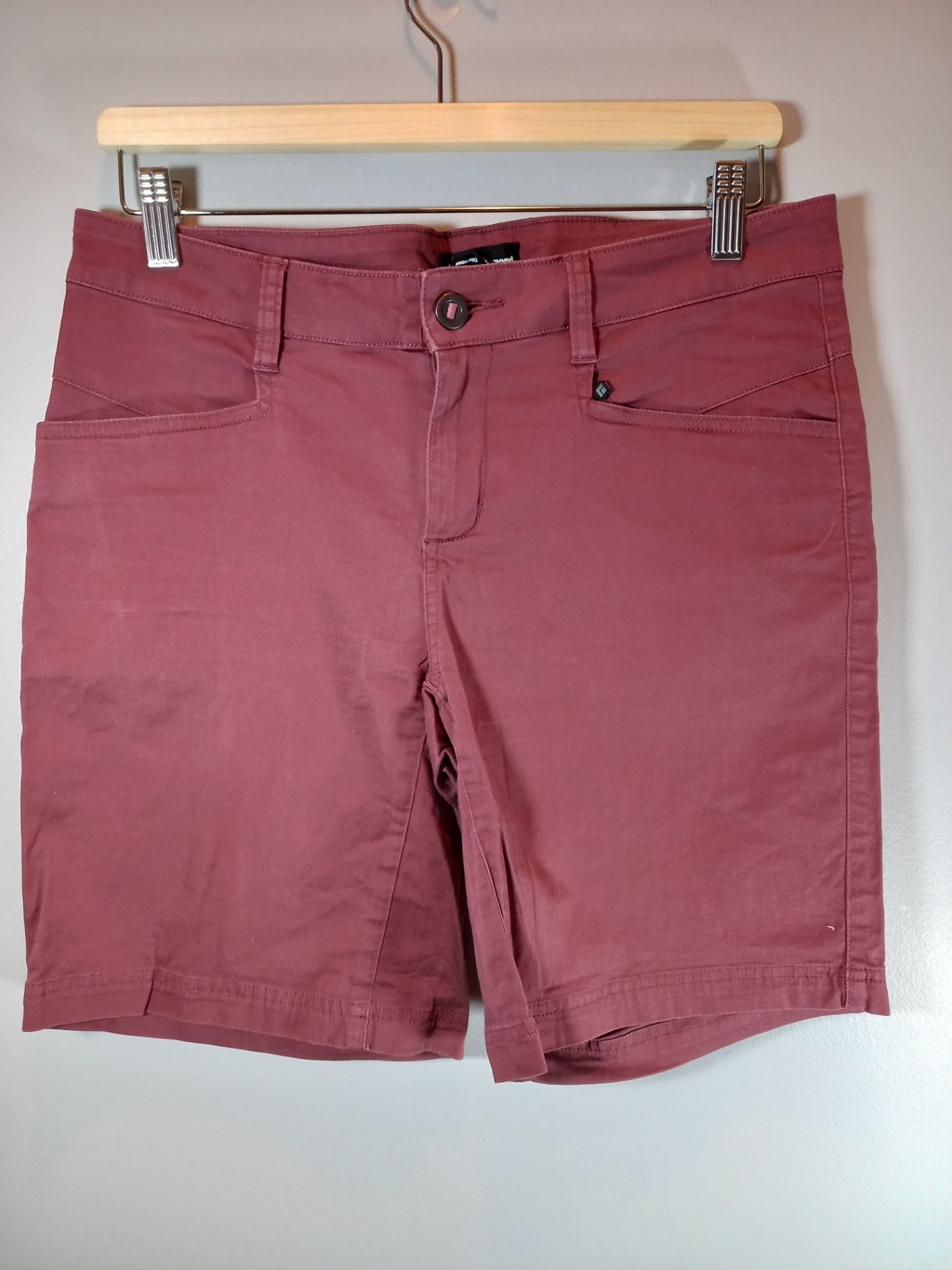 Black Diamond maroon shorts - SZ 10