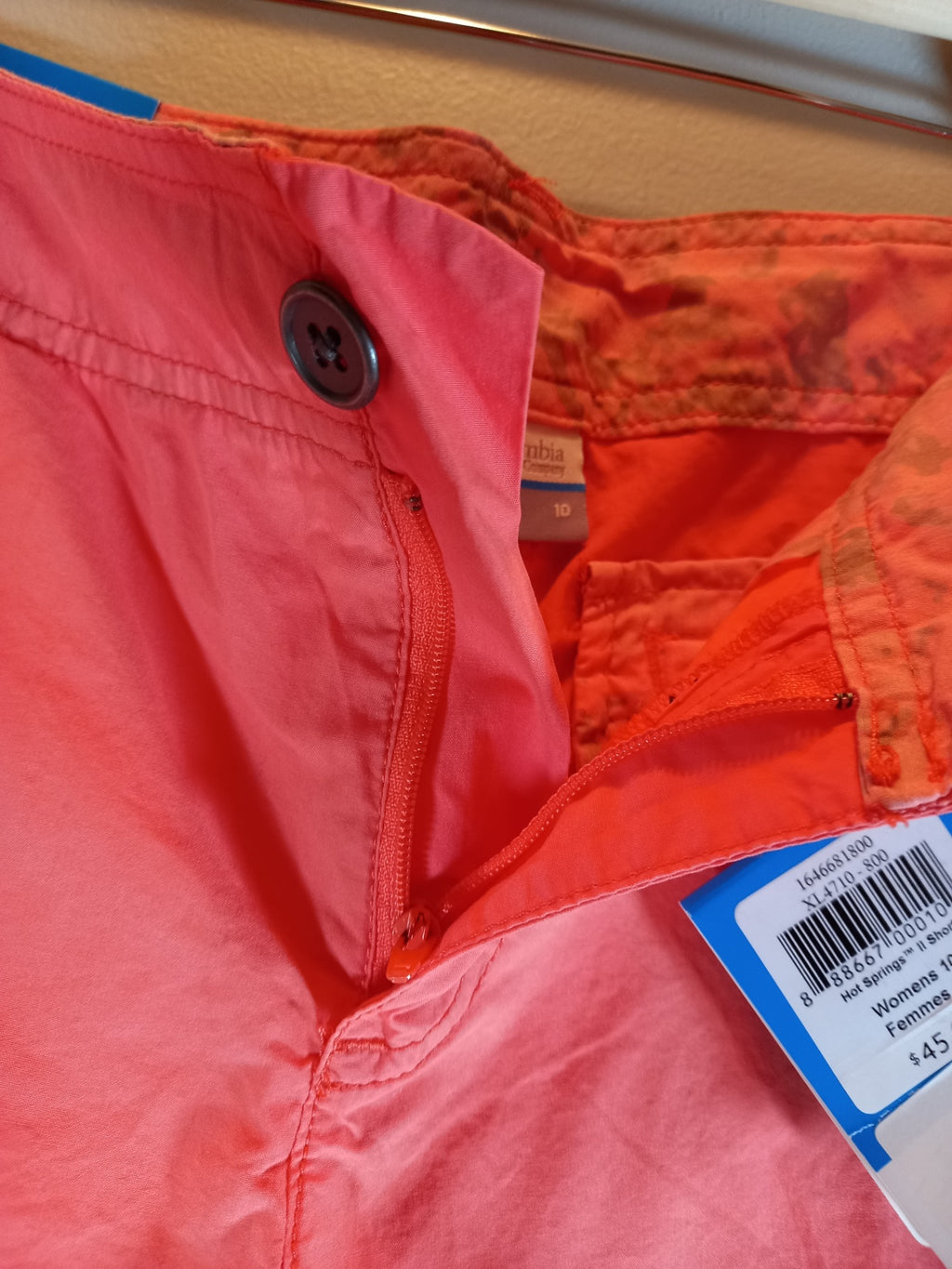 NWT Columbia coral shorts - SZ 10