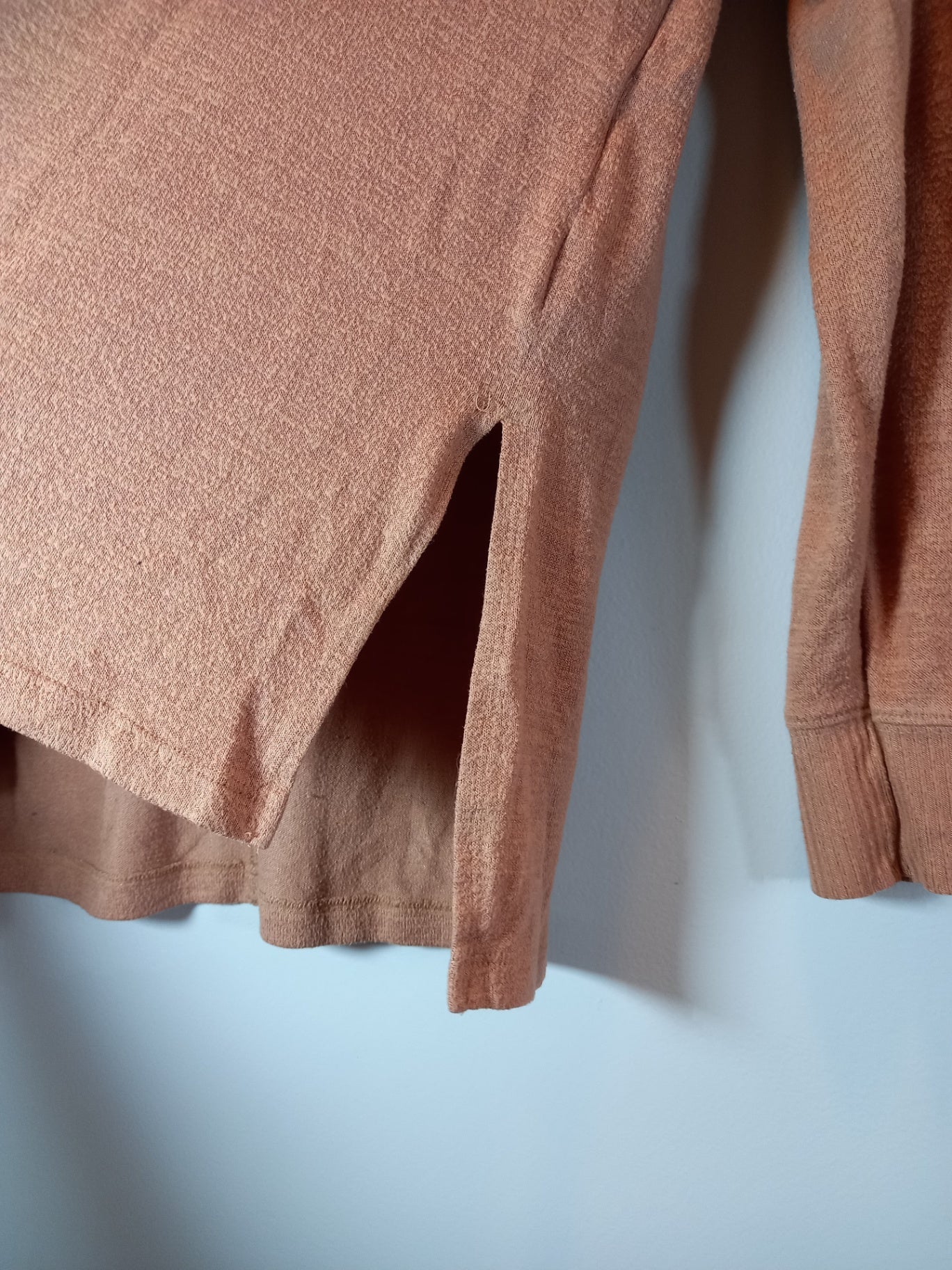Abercrombie & Fitch tan long-sleeve - Small