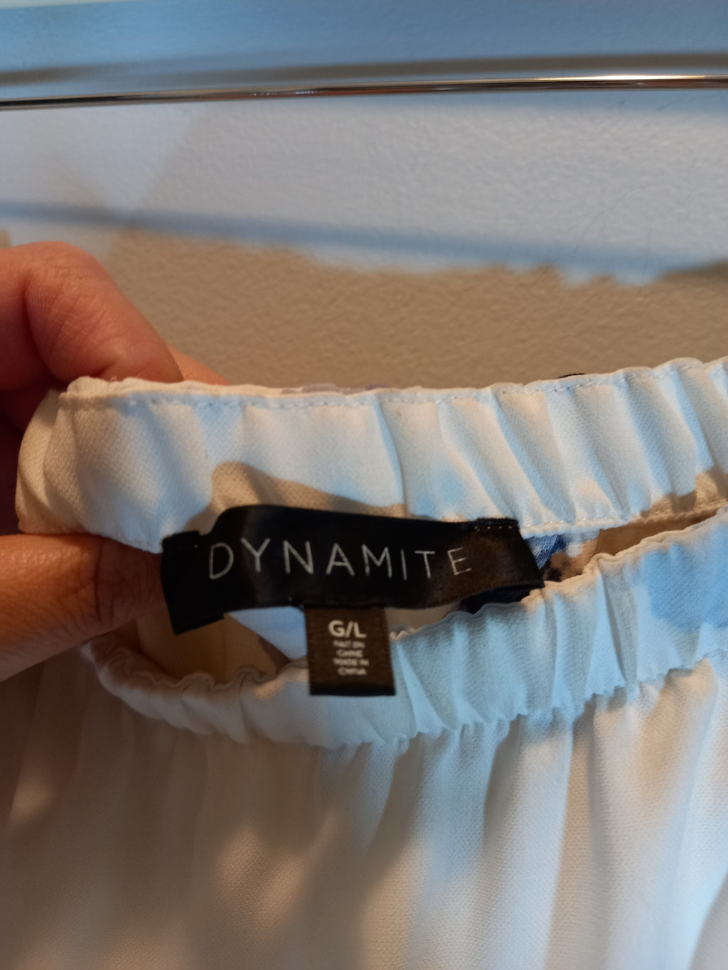 Dynamite floral dress - Large (Minor Flaw)