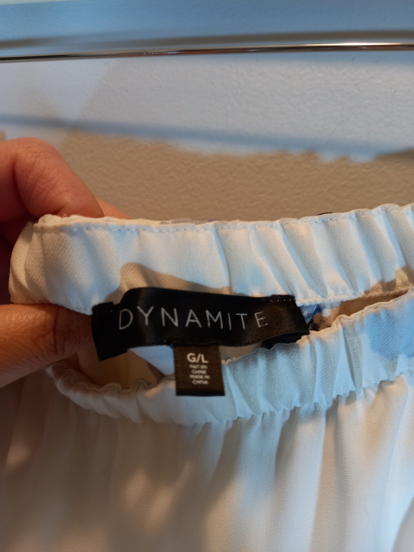Dynamite floral dress - Large (Minor Flaw)