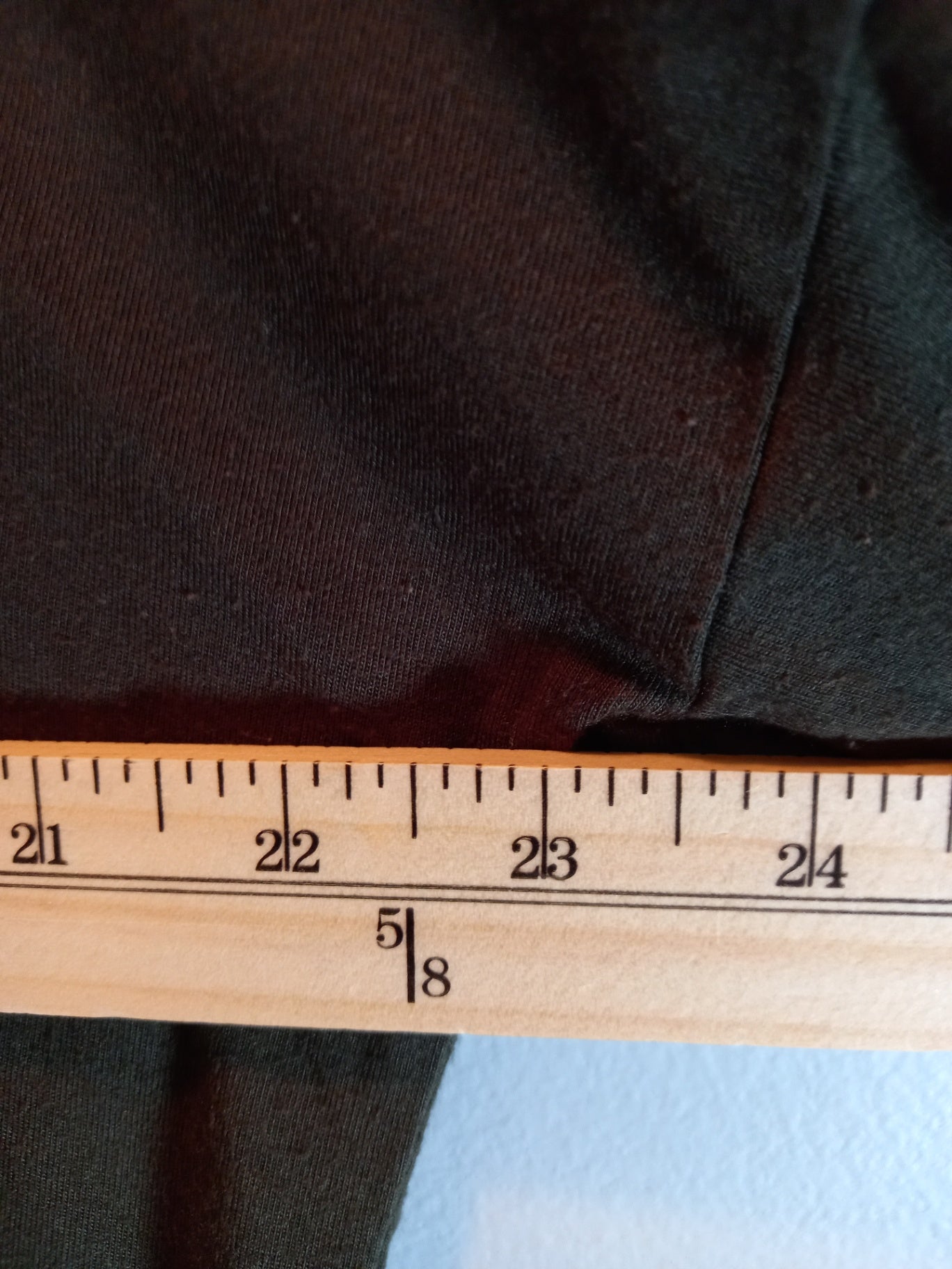 Babaton 3/4 sleeve olive shirt - Medium
