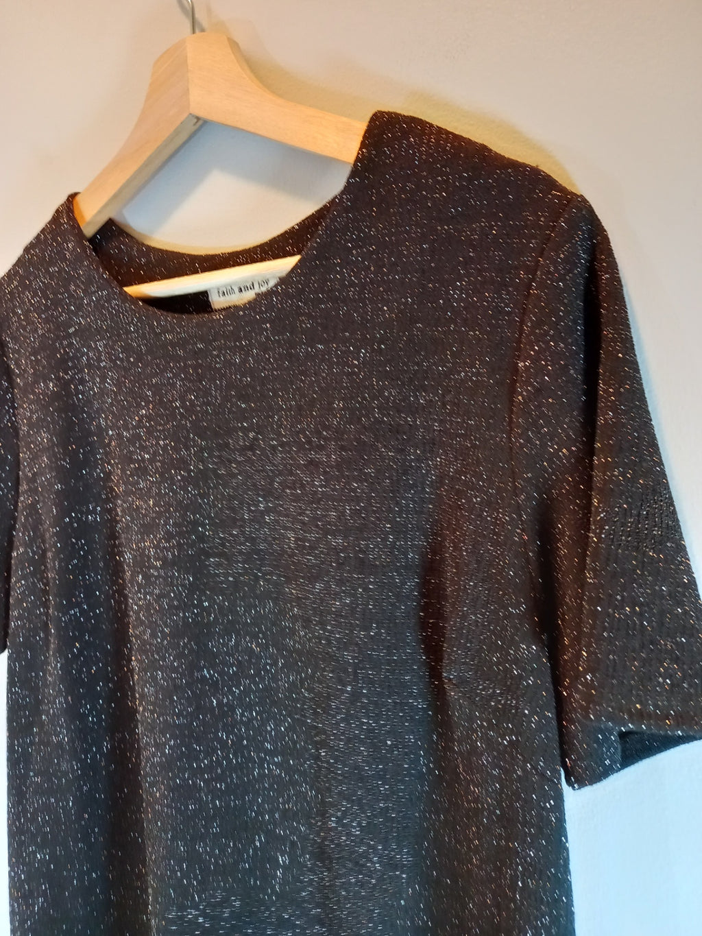 NWT Faith and Joy sparkly blouse - Large