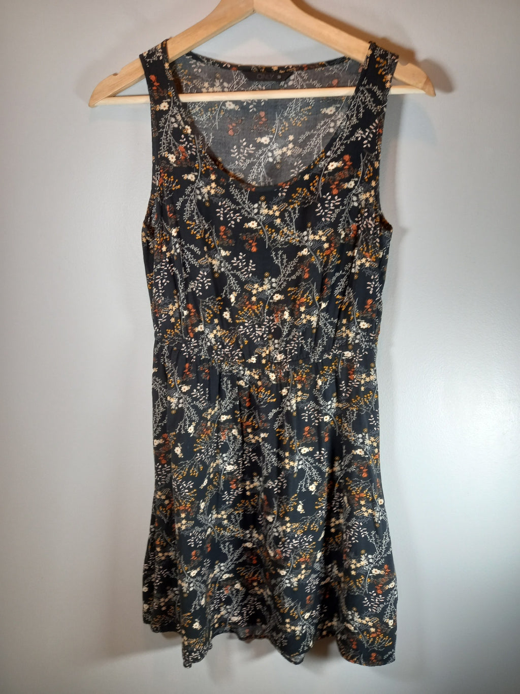 Only black floral sleeveless dress - SZ 36
