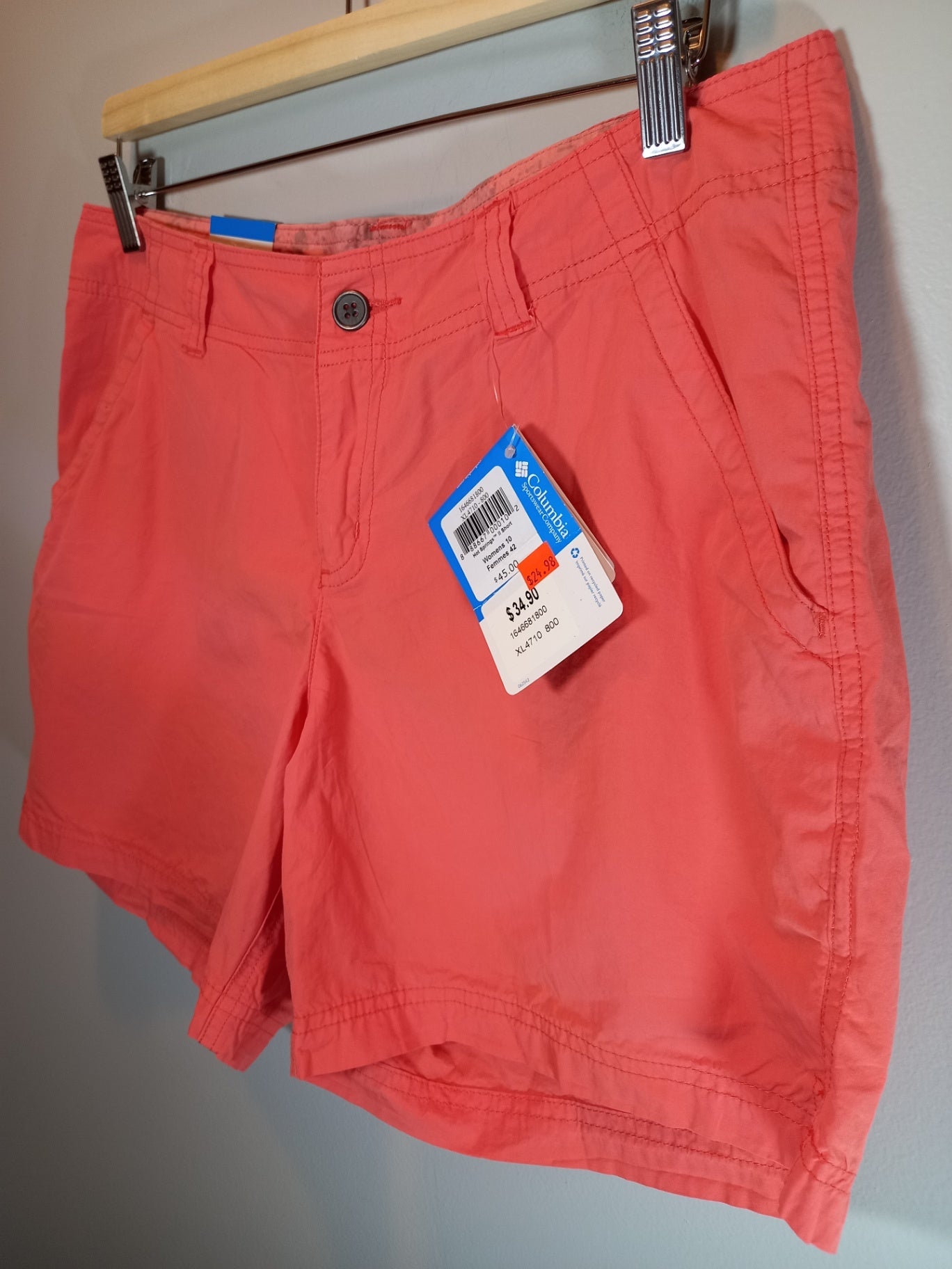 NWT Columbia coral shorts - SZ 10