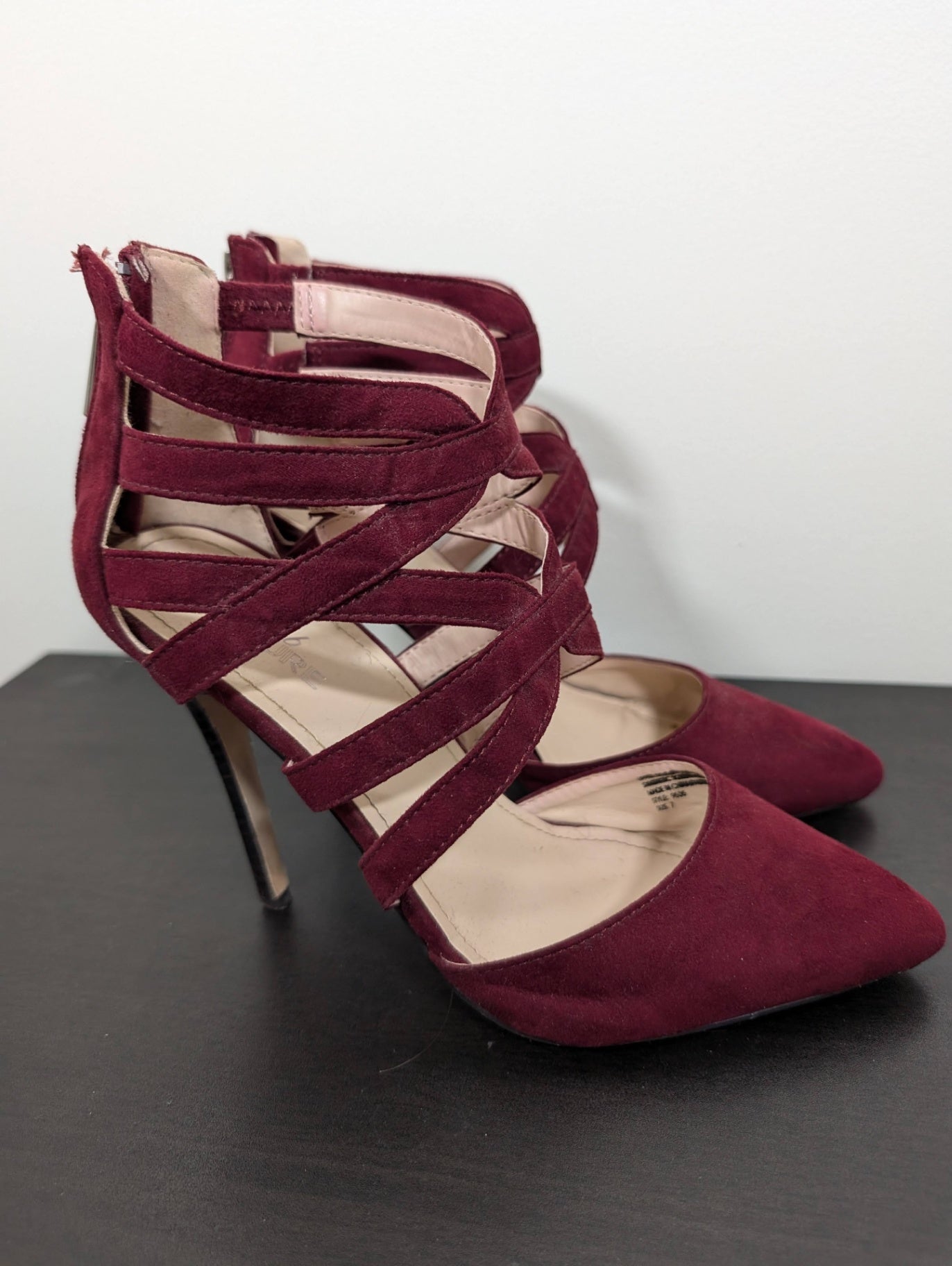 Club Couture heels - SZ 7