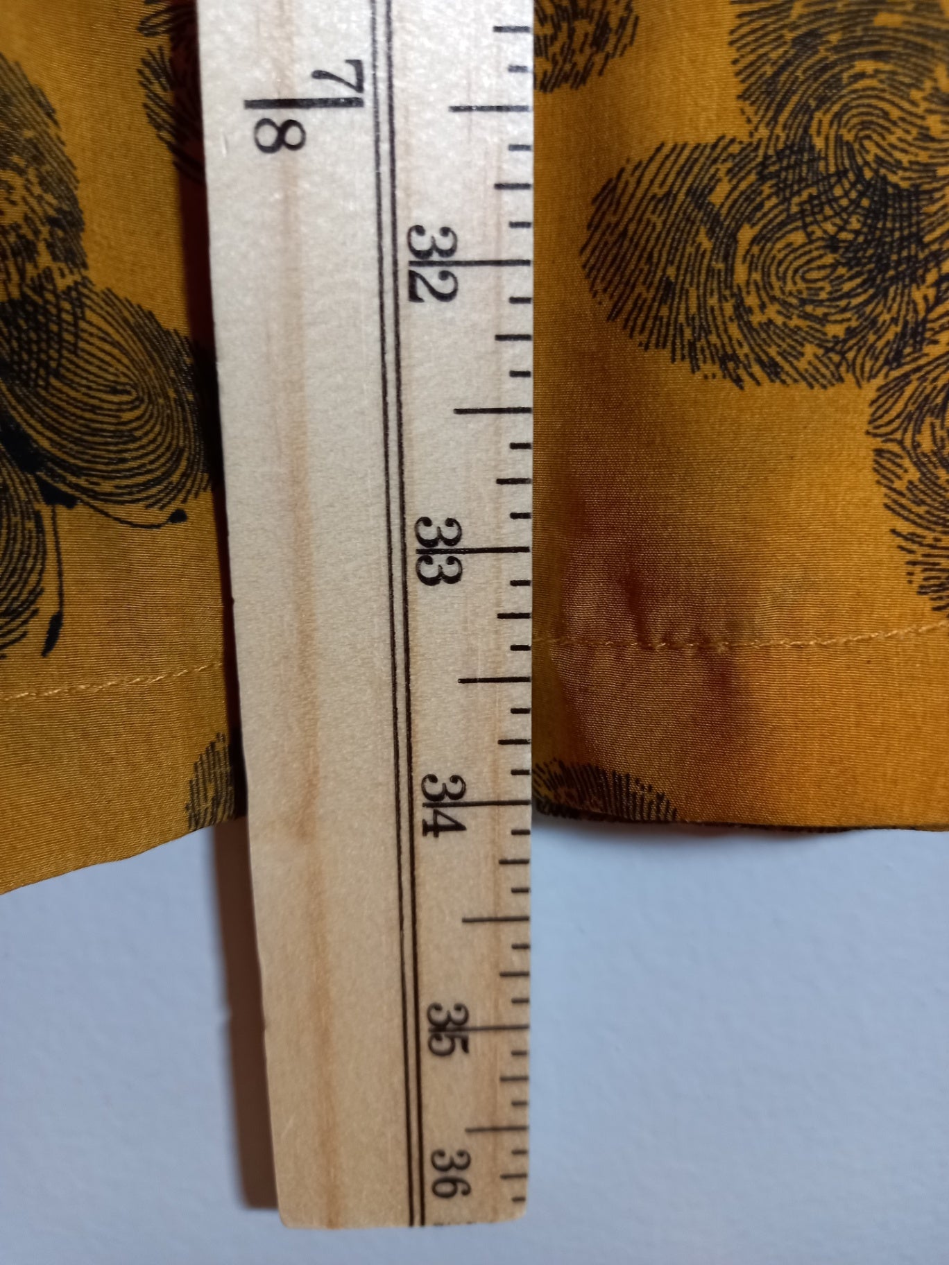 Boohoo mustard 3/4 sleeve dress - SZ 4 (Minor Flaw)