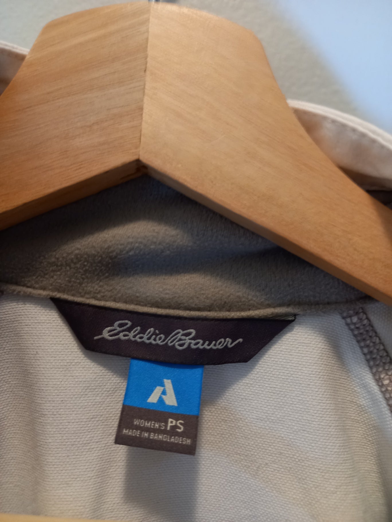 Eddie Bauer white lightweight jacket - Small