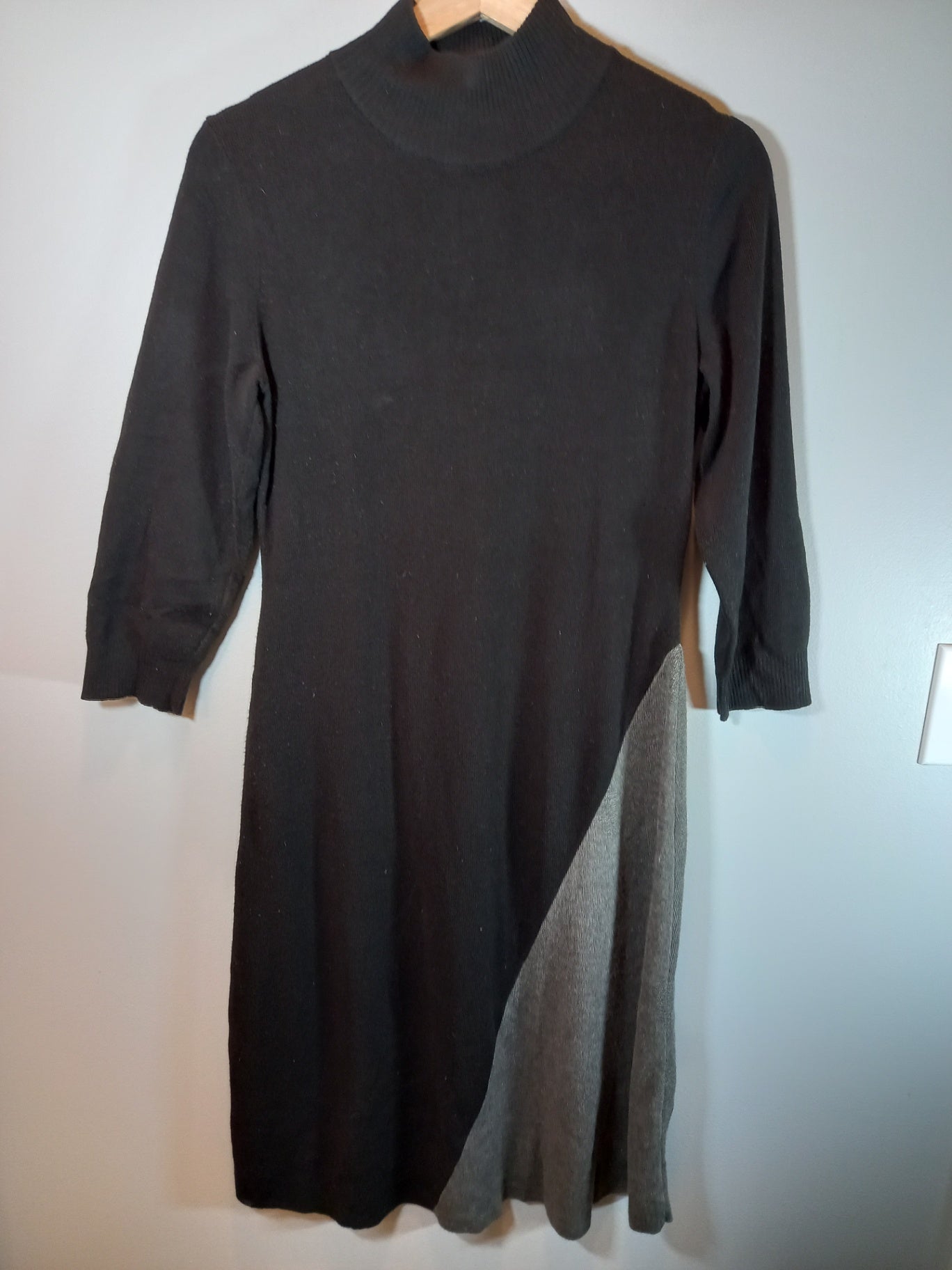 Calvin Klein Sweater Dress - appears small (pilling)
