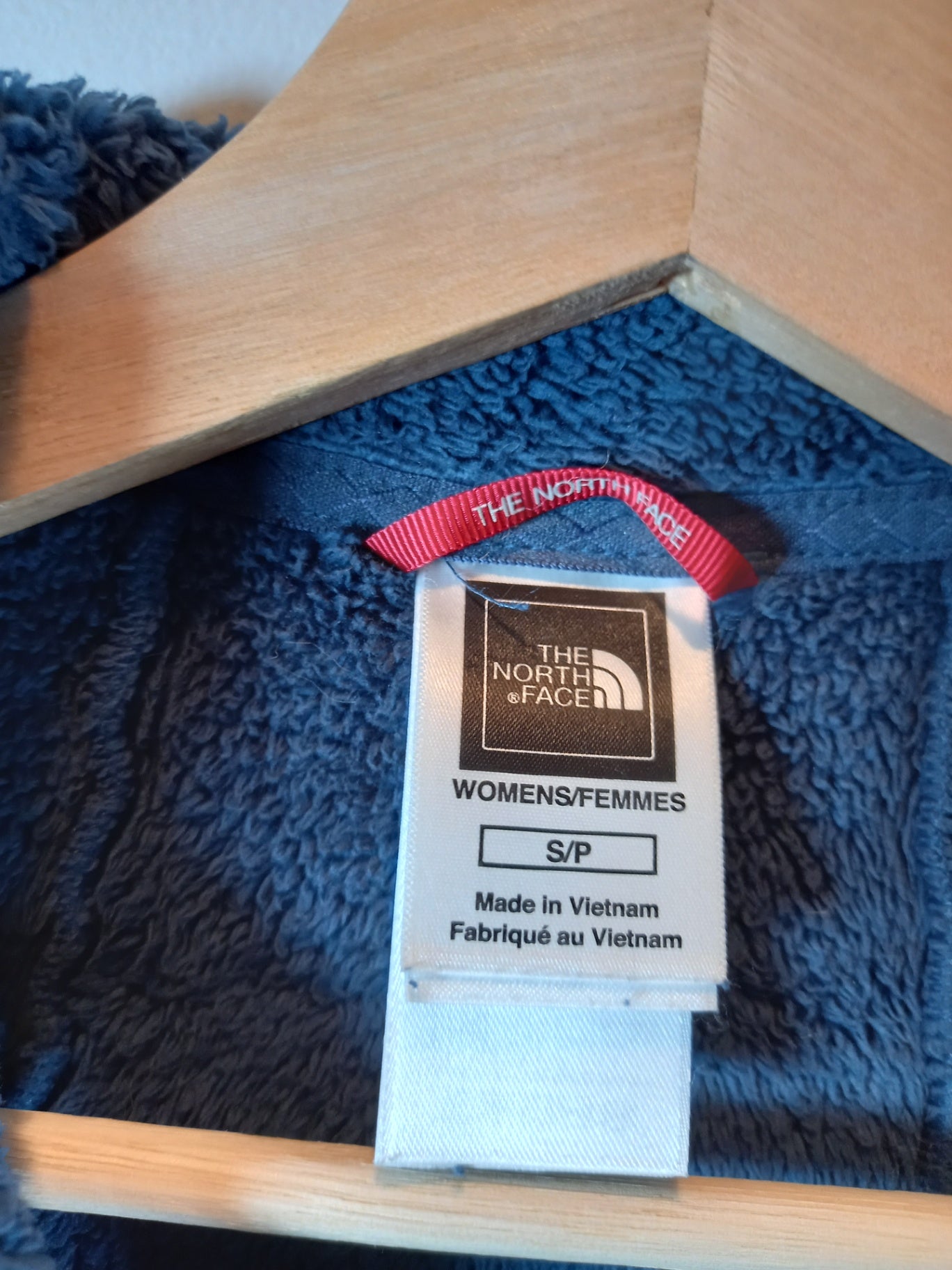 The North Face blue fleece vest - Small