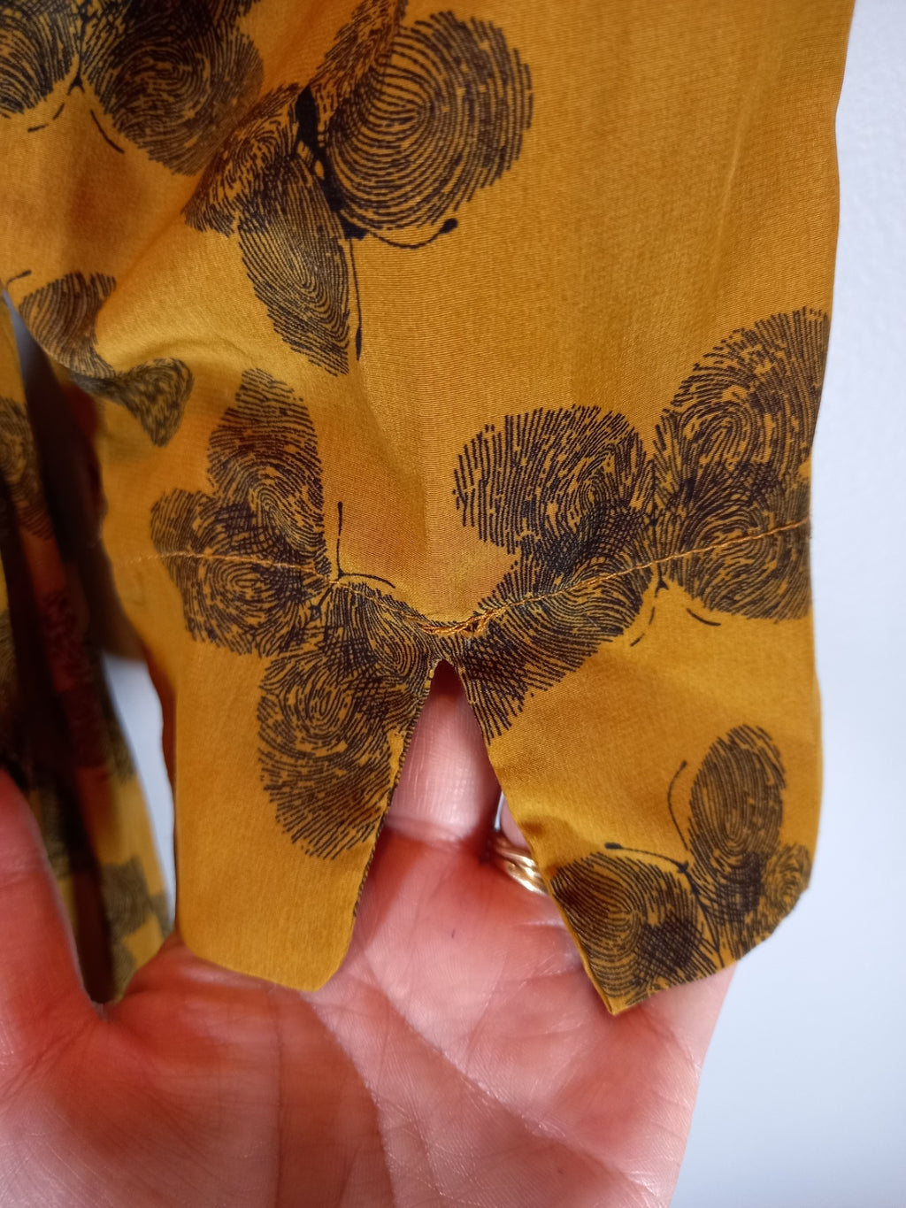 Boohoo mustard 3/4 sleeve dress - SZ 4 (Minor Flaw)