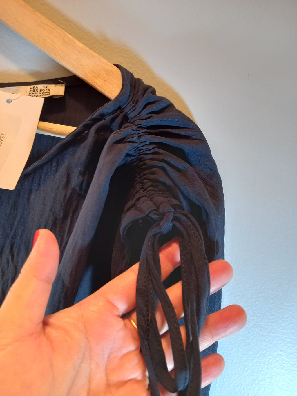 NWT Dex navy sleeveless blouse - XL