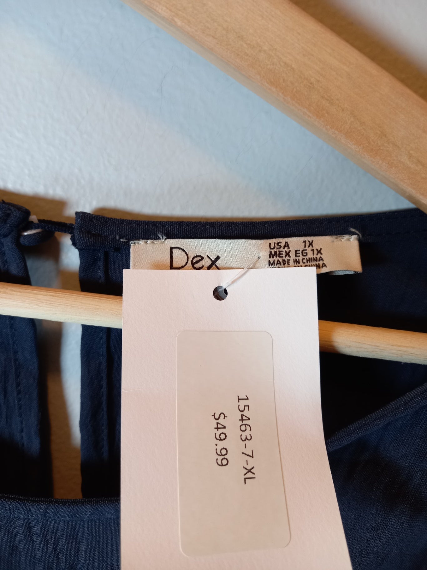 NWT Dex navy sleeveless blouse - XL