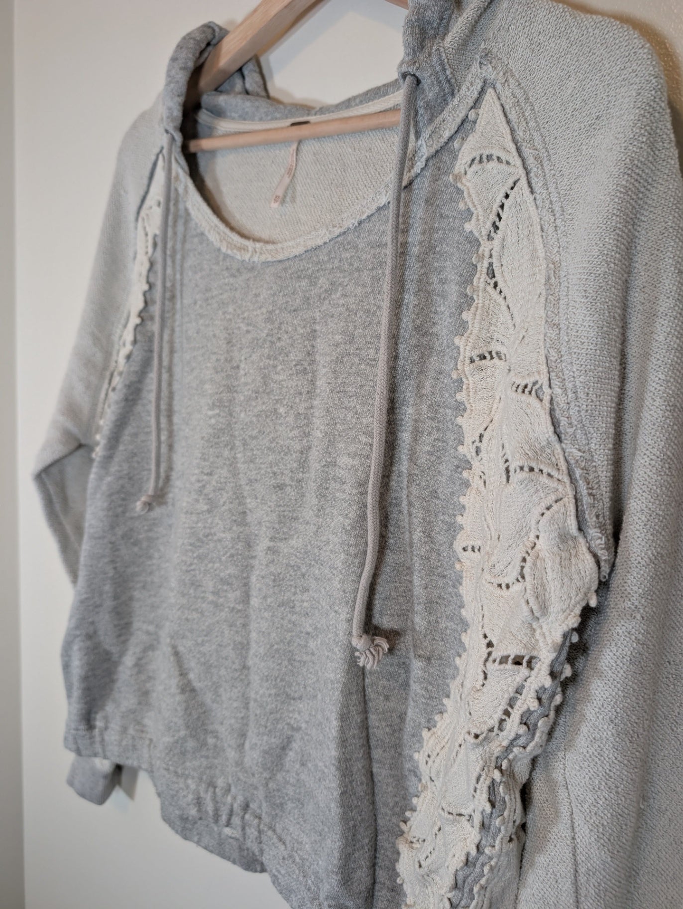 Free People Hoodie - X-Small (pilling)
