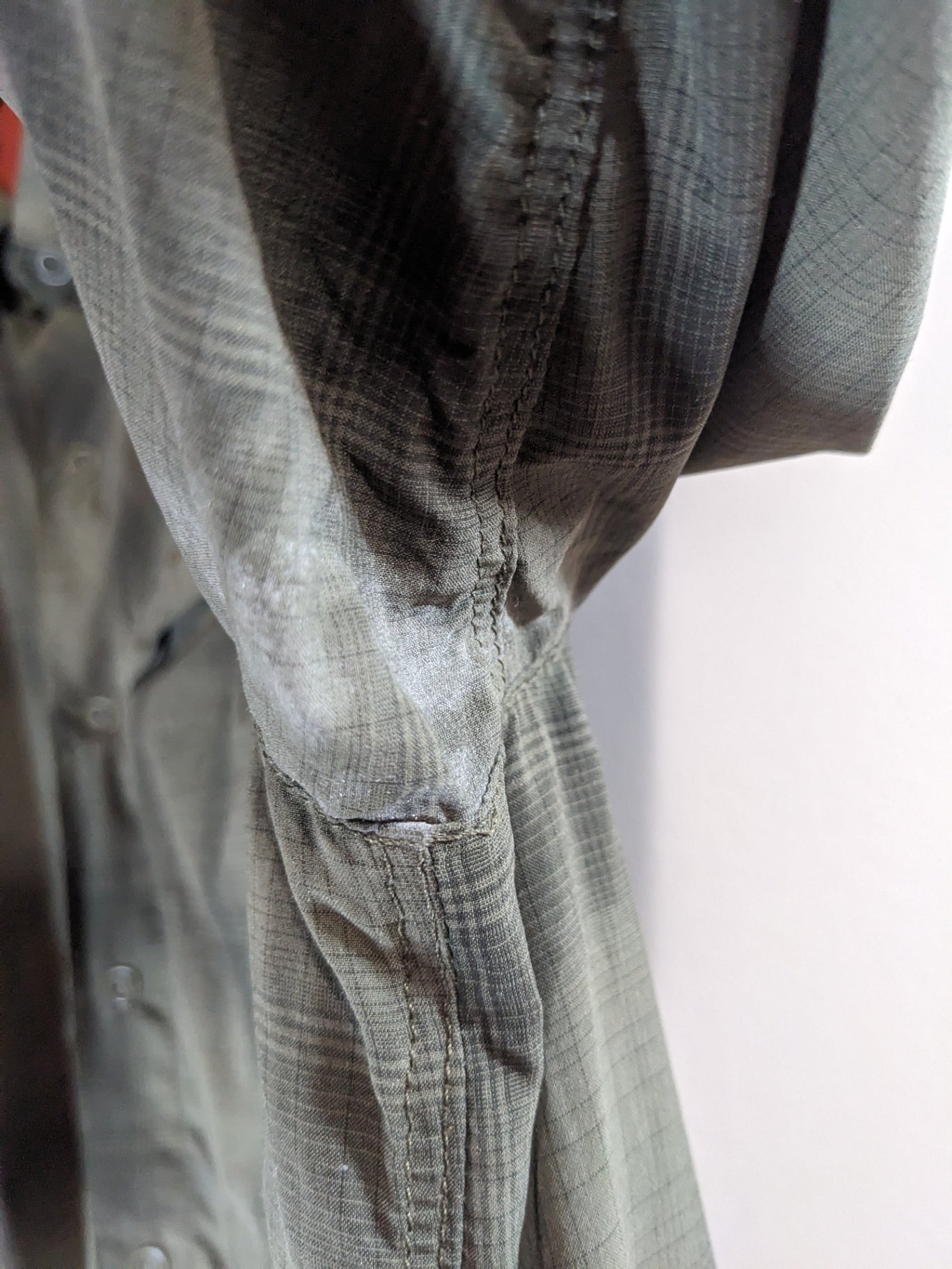 Outdoor Research t-shirt - Men's Medium (Minor Flaw)