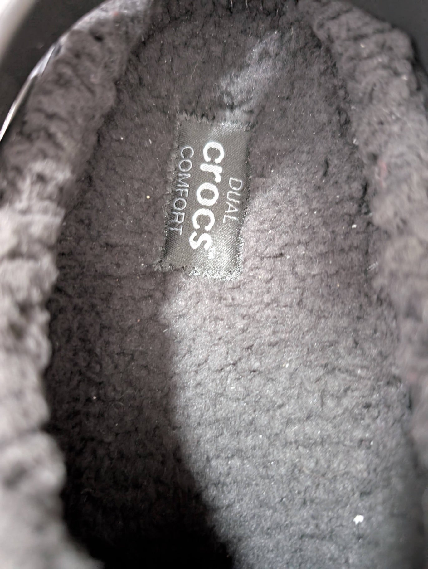 Lined Crocs - SZ Men's 11