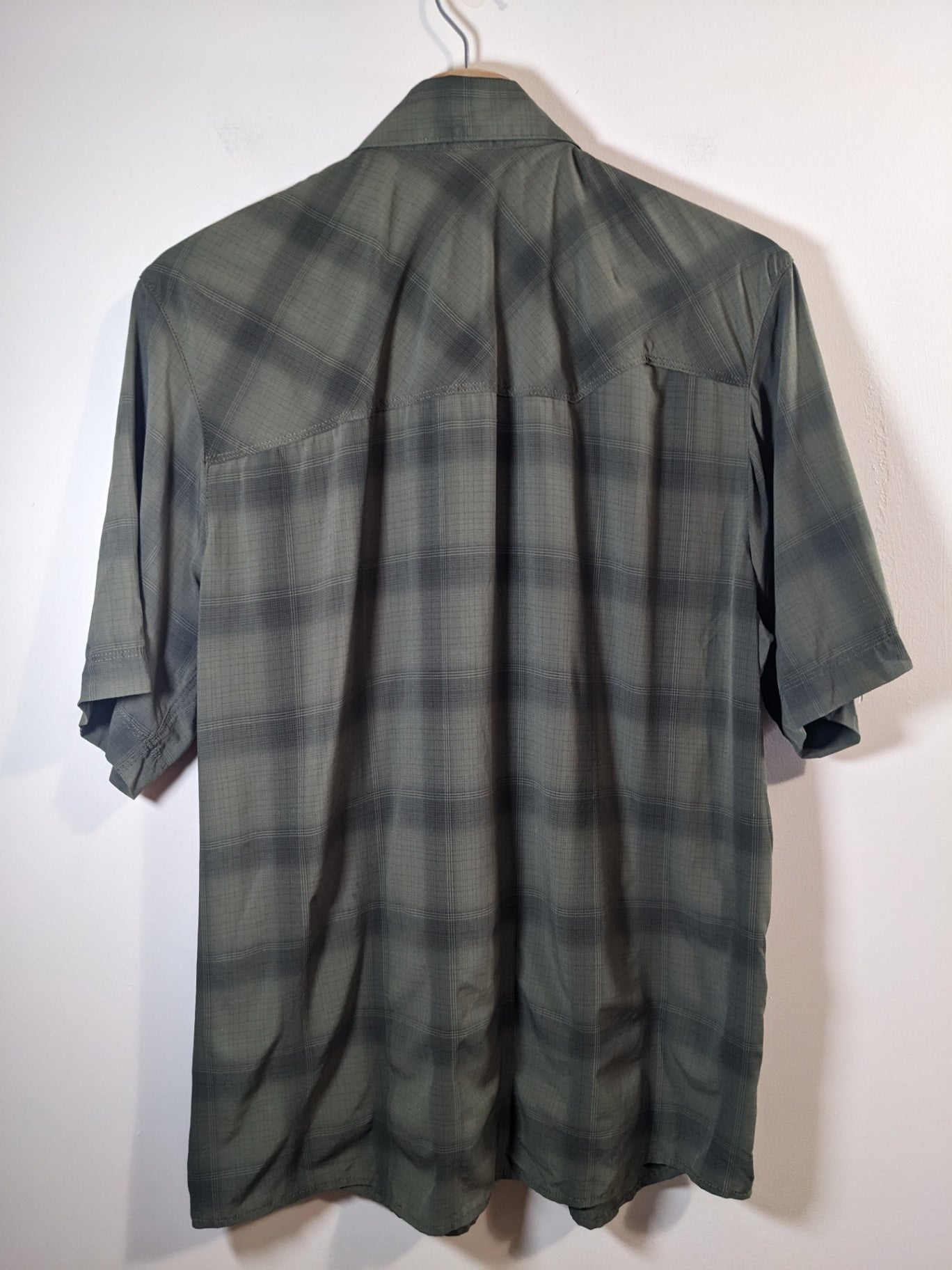 Outdoor Research t-shirt - Men's Medium (Minor Flaw)