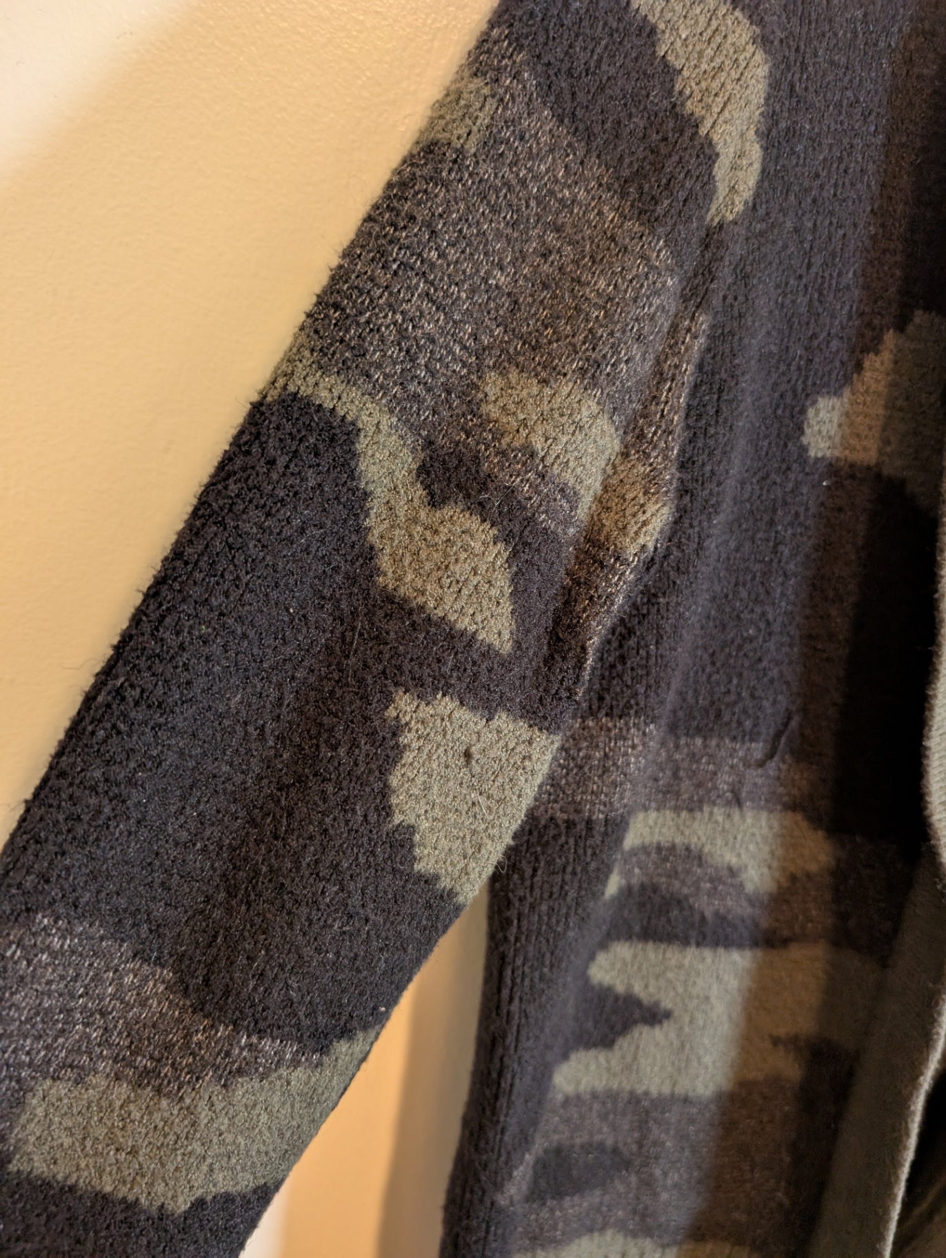 Cable & Gauge camo cardigan - Small