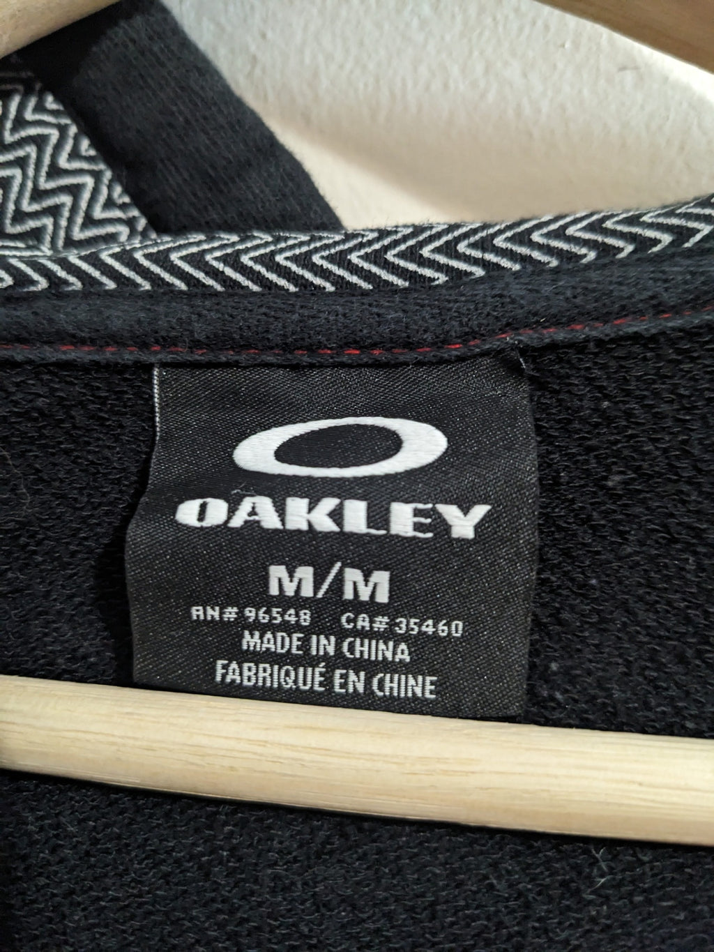 Oakley zip up hoodie - Men's Medium