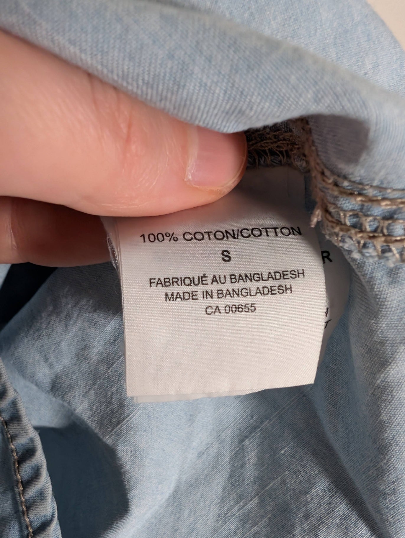 Smart Set denim shirt - Small (Minor flaw)