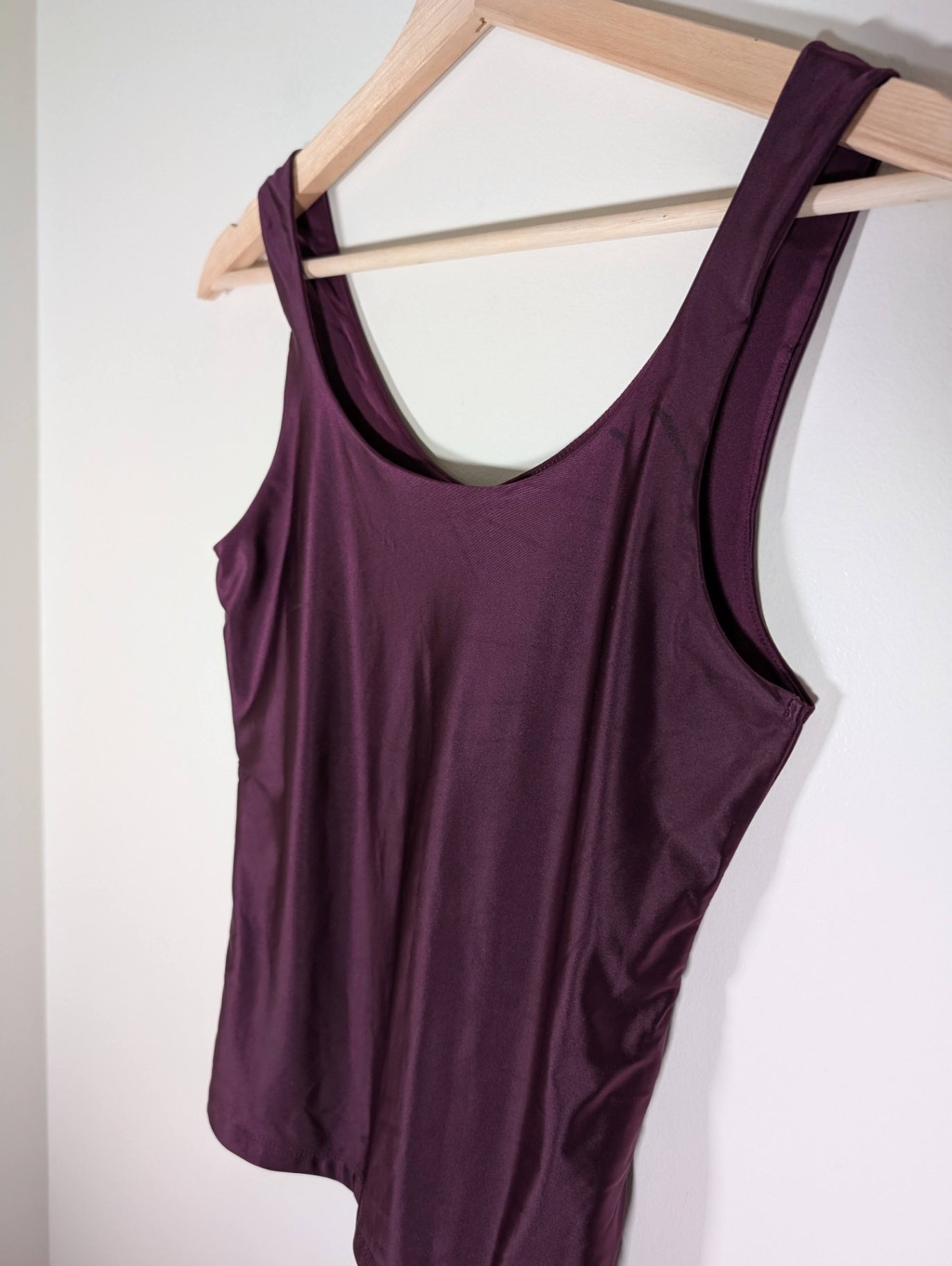 NWT Tahari wear two ways blouse - Small