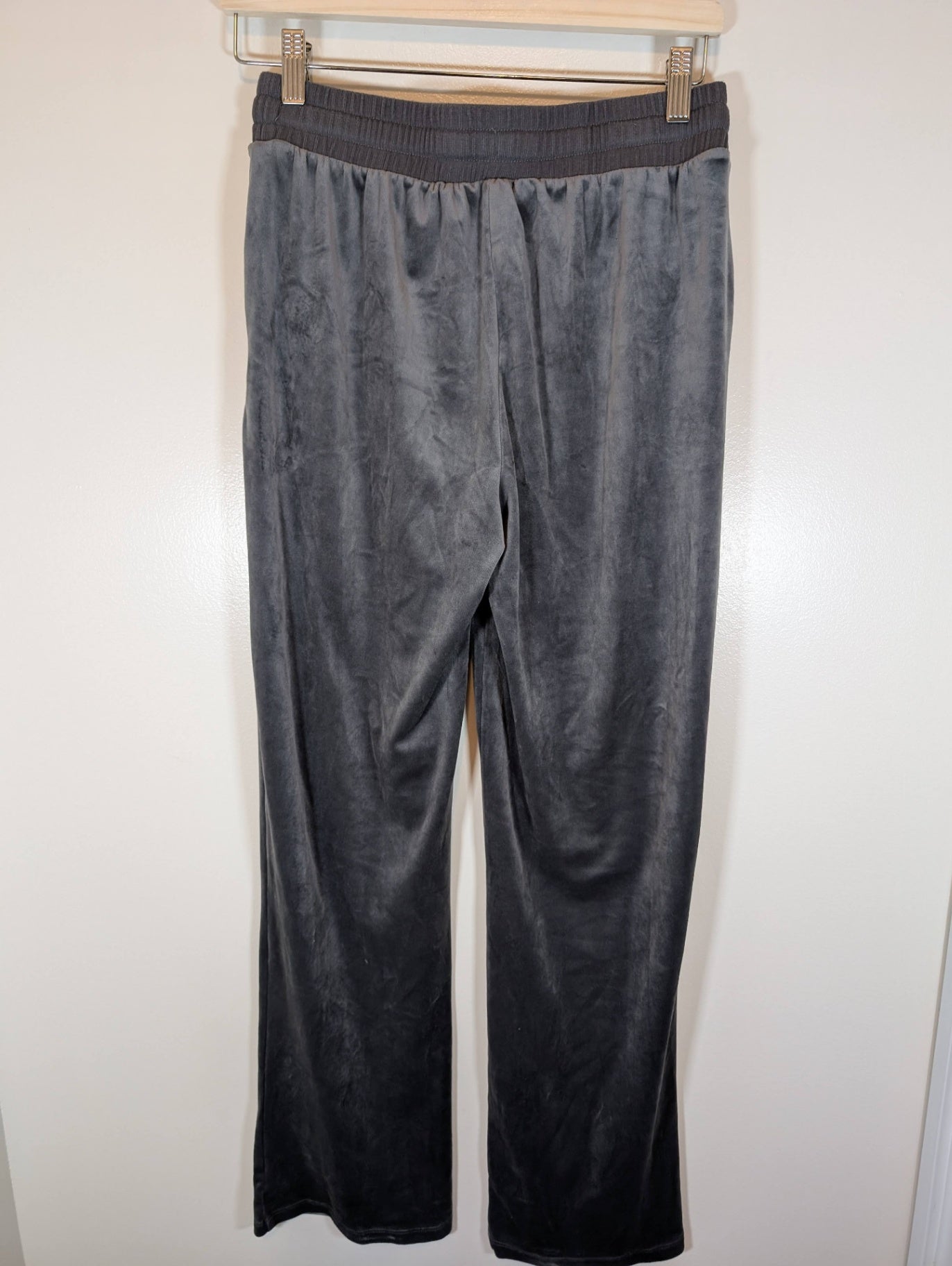 Joe Fresh velour sweatpants - Small