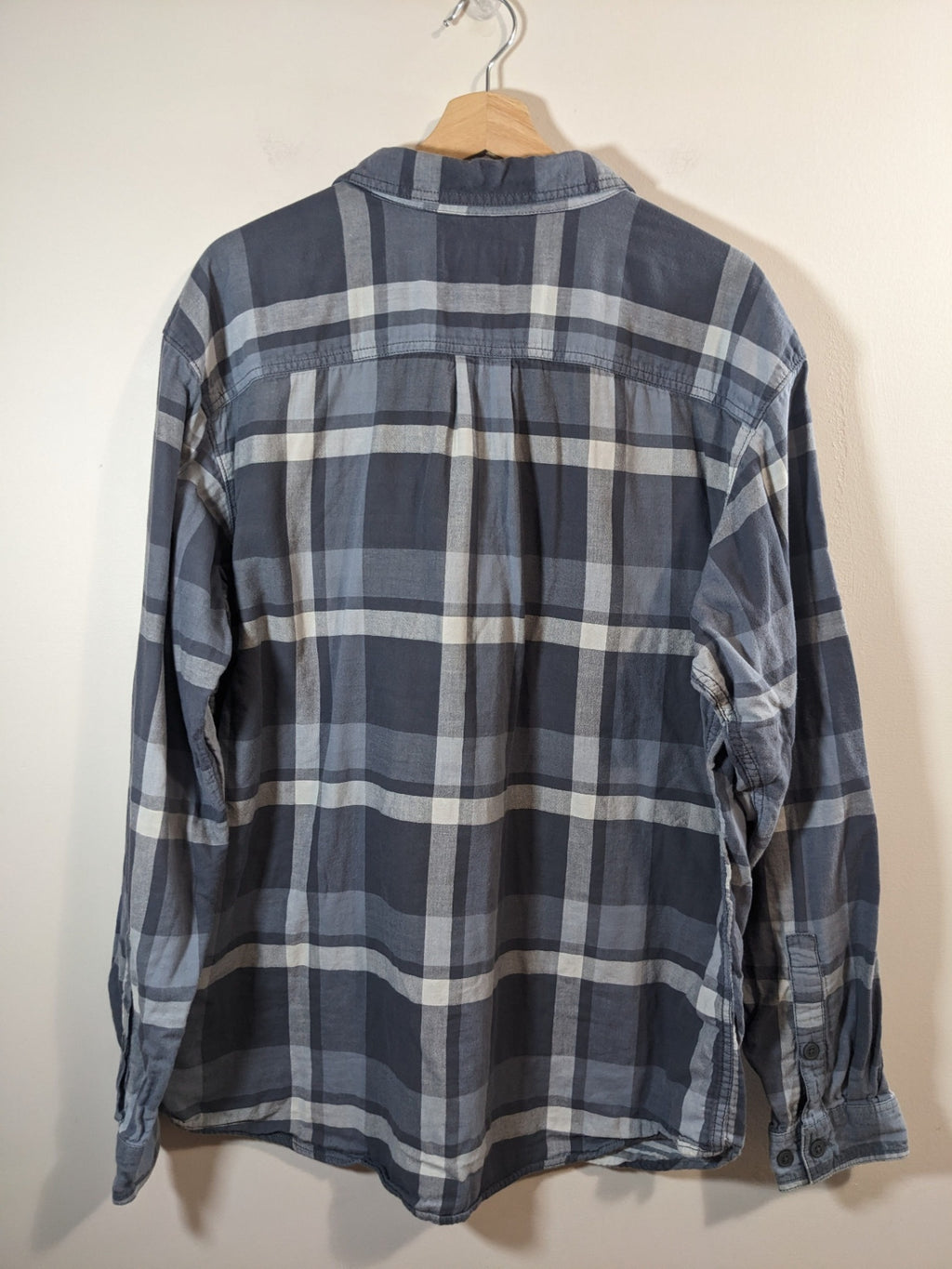 Columbia men's plaid button down - X-Large