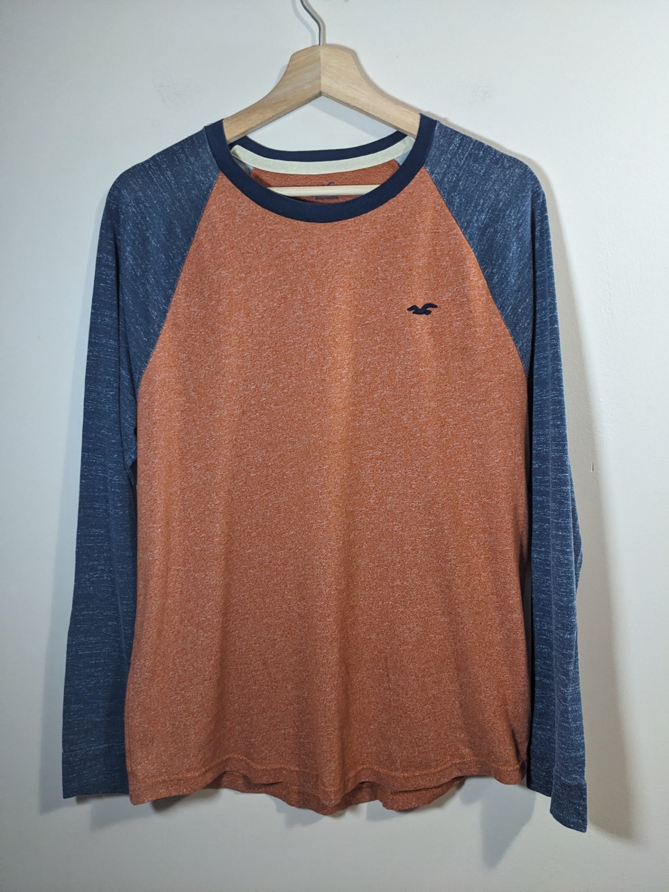 Hollister long sleeve - Men's Medium