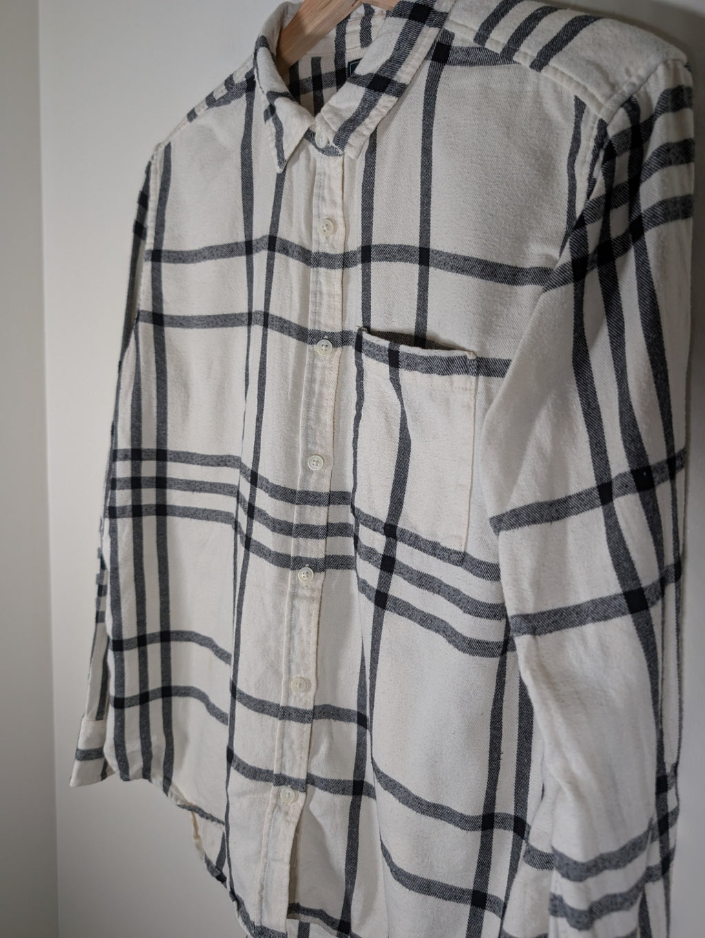 Roots flannel - Medium (Minor Flaw)