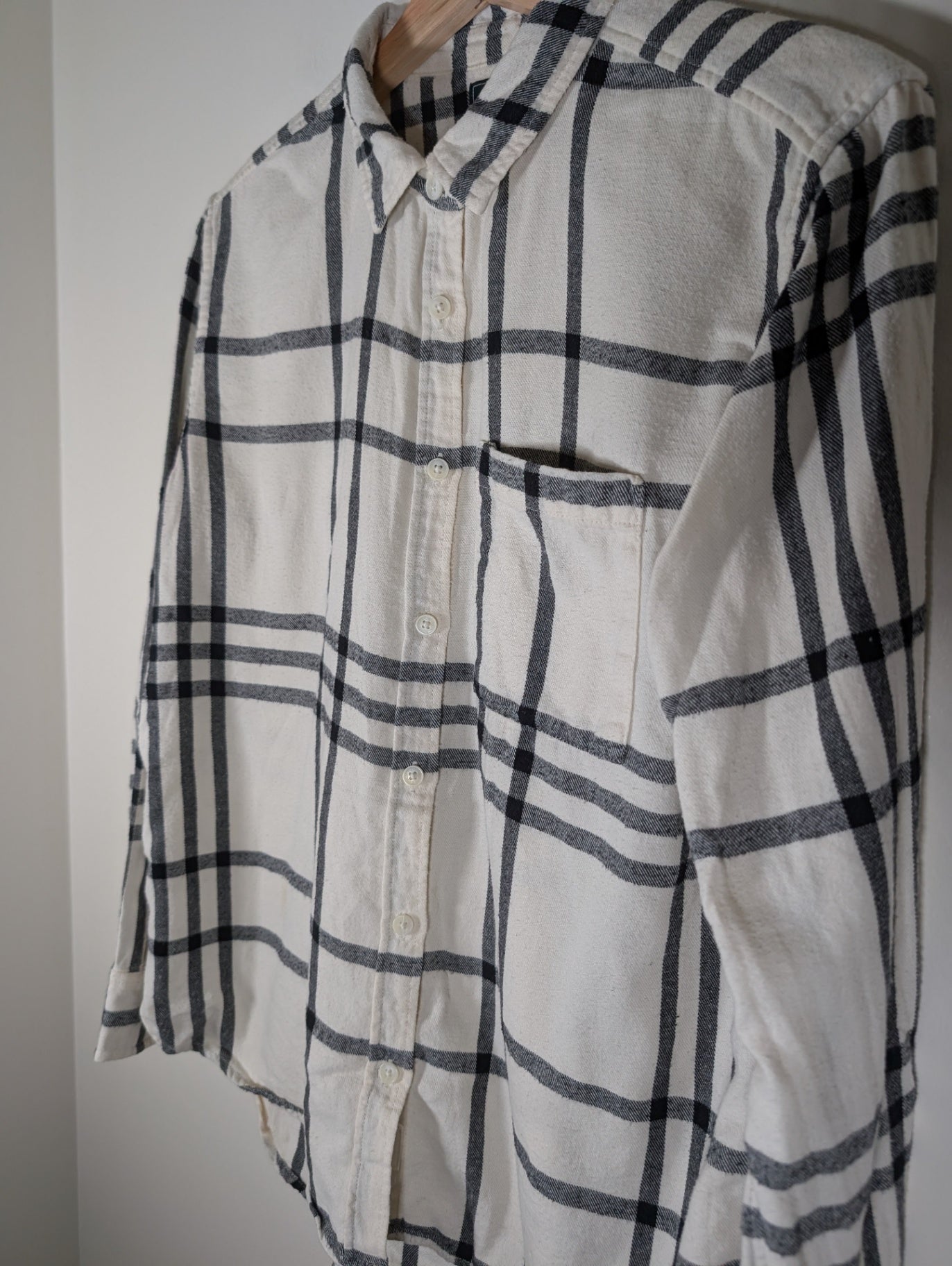 Roots flannel - Medium (Minor Flaw)