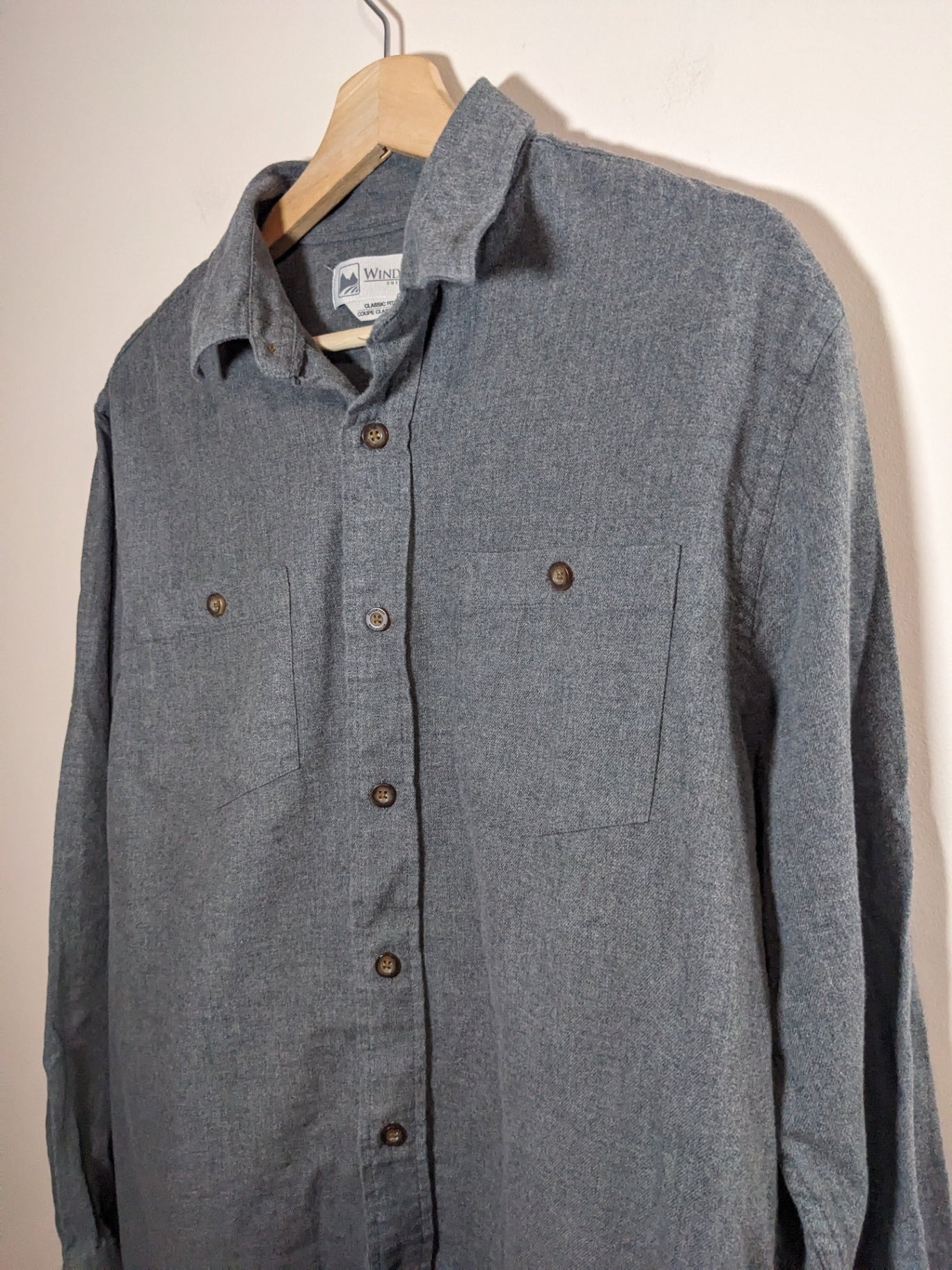 Wind river classic fit button up - Men's Medium
