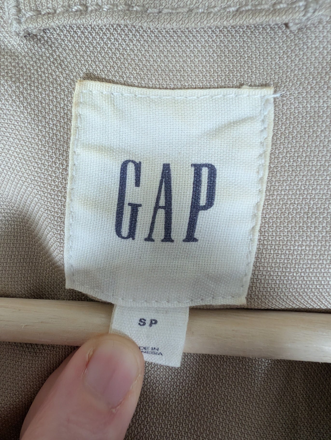 Gap jacket - Small (Minor Flaw)