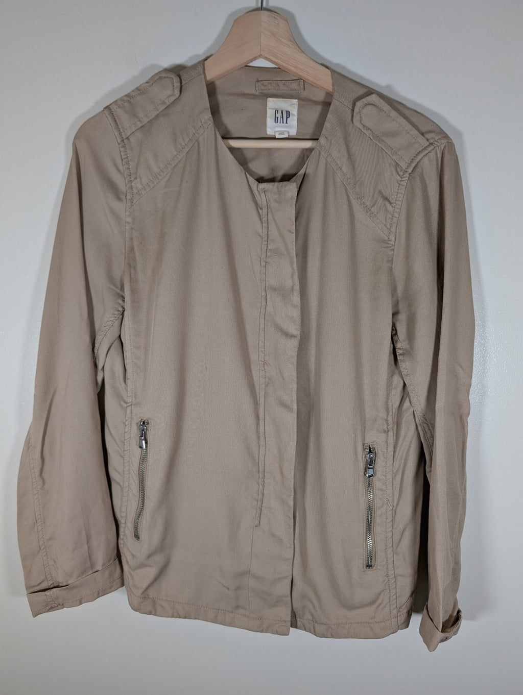 Gap jacket - Small (Minor Flaw)