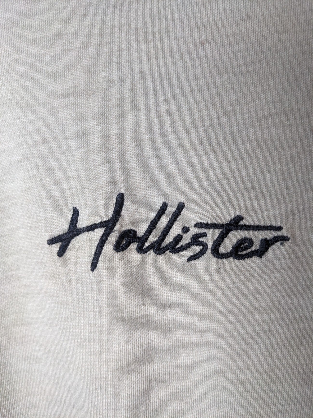 Hollister curved hem tee - Men's Large