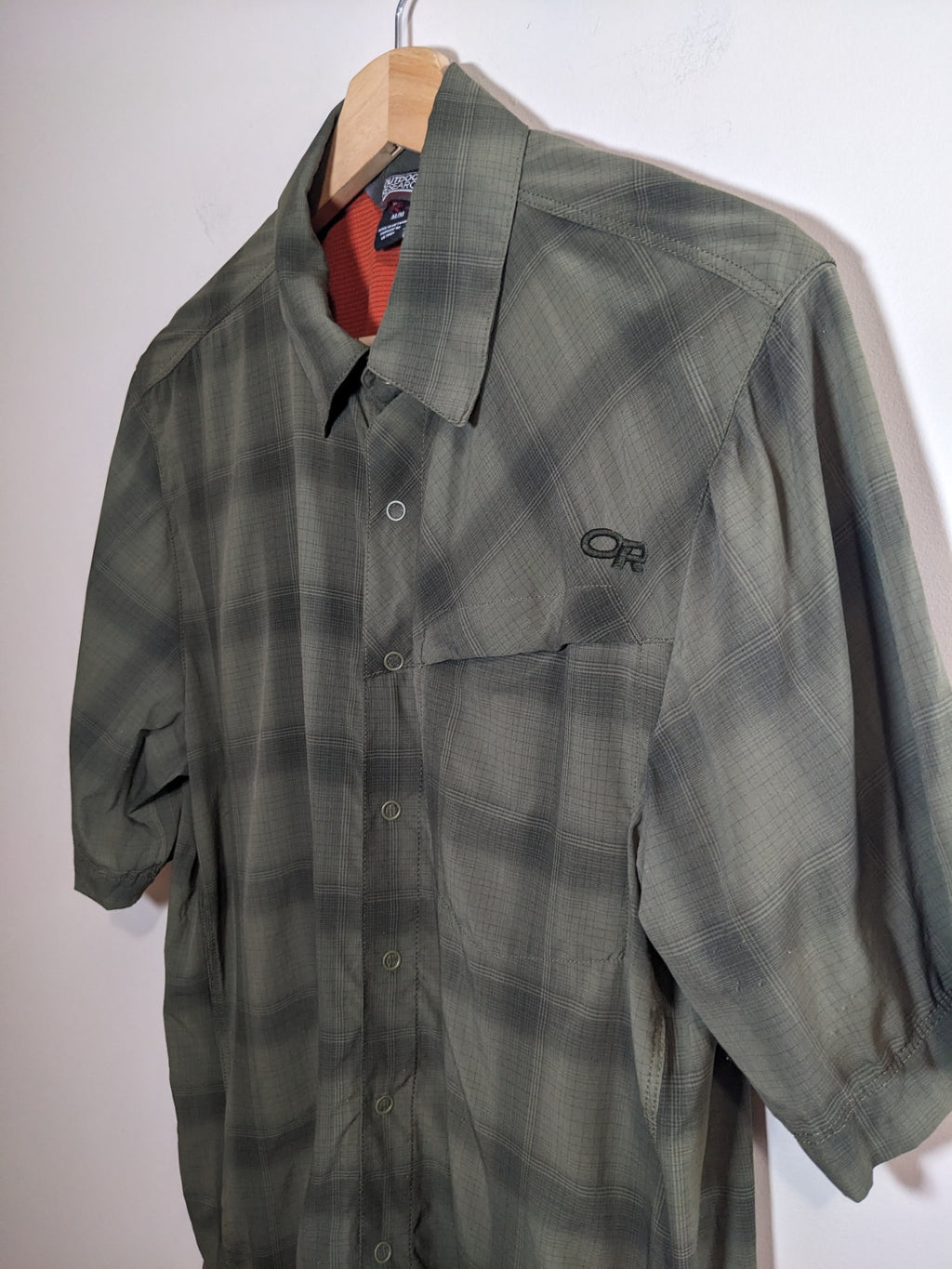 Outdoor Research t-shirt - Men's Medium (Minor Flaw)