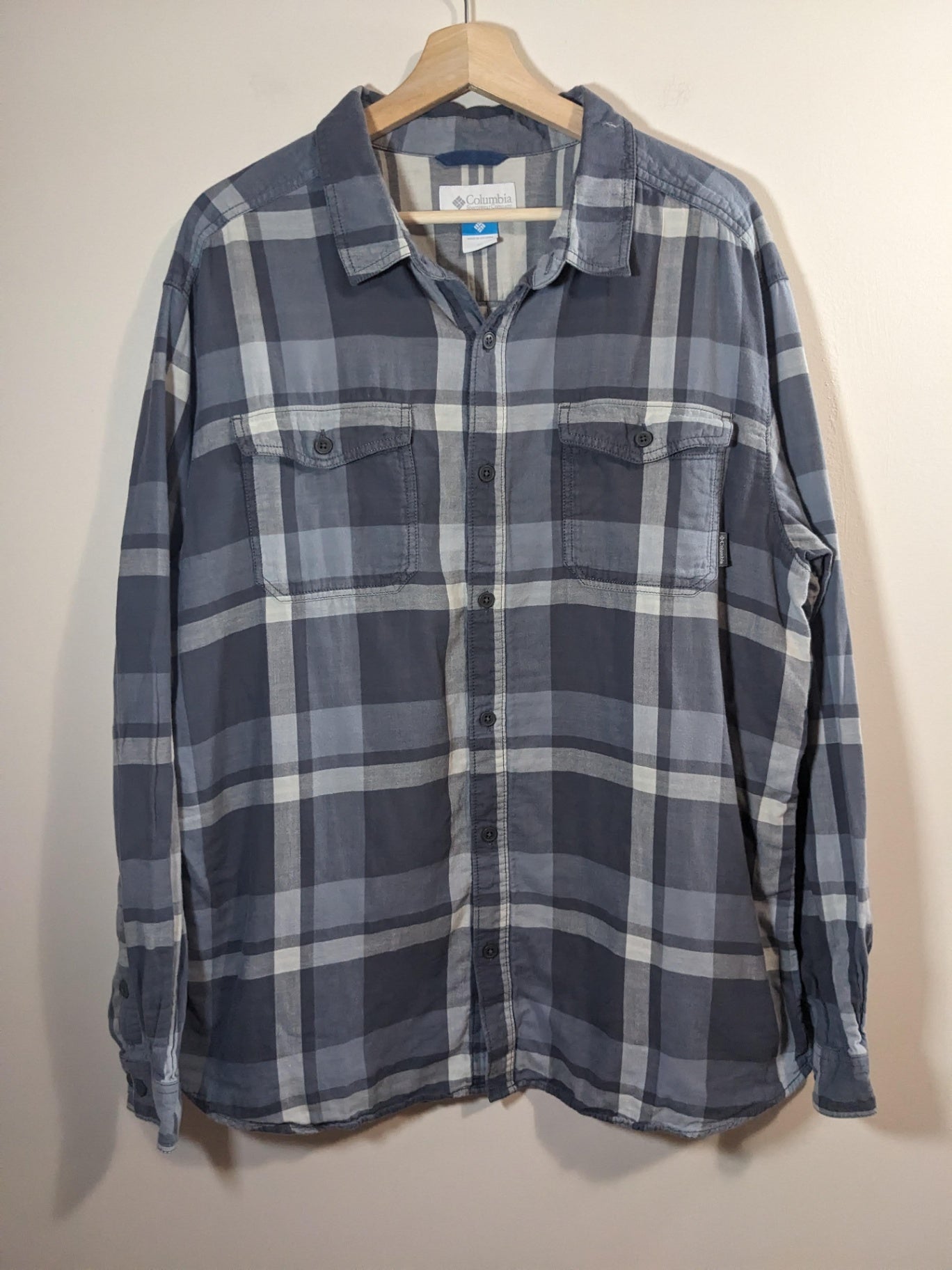 Columbia men's plaid button down - X-Large