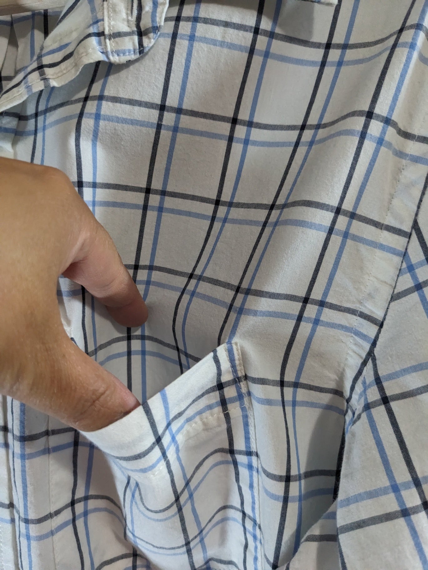 Old Navy classic slim fit dress shirt - Men's Medium