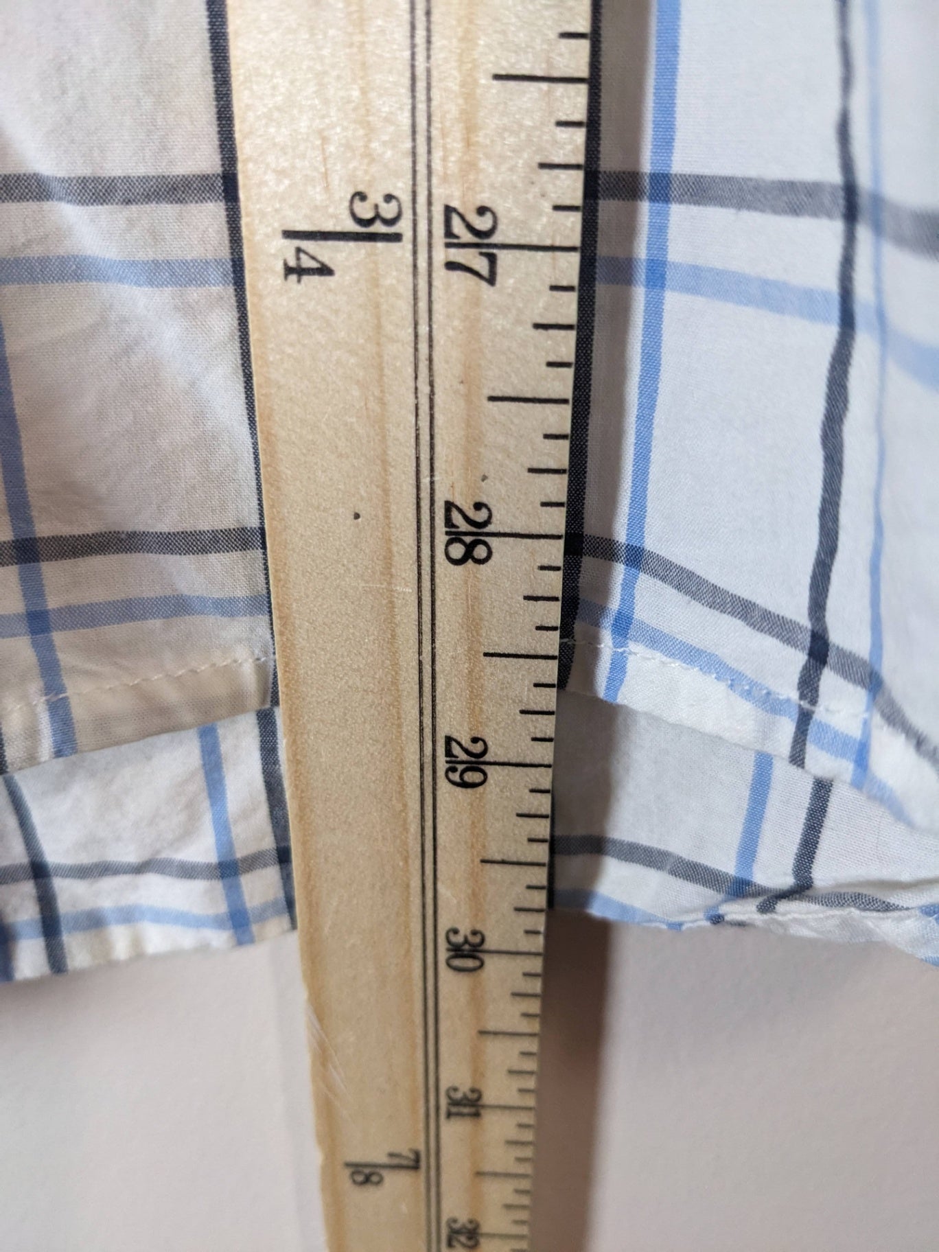 Old Navy classic slim fit dress shirt - Men's Medium