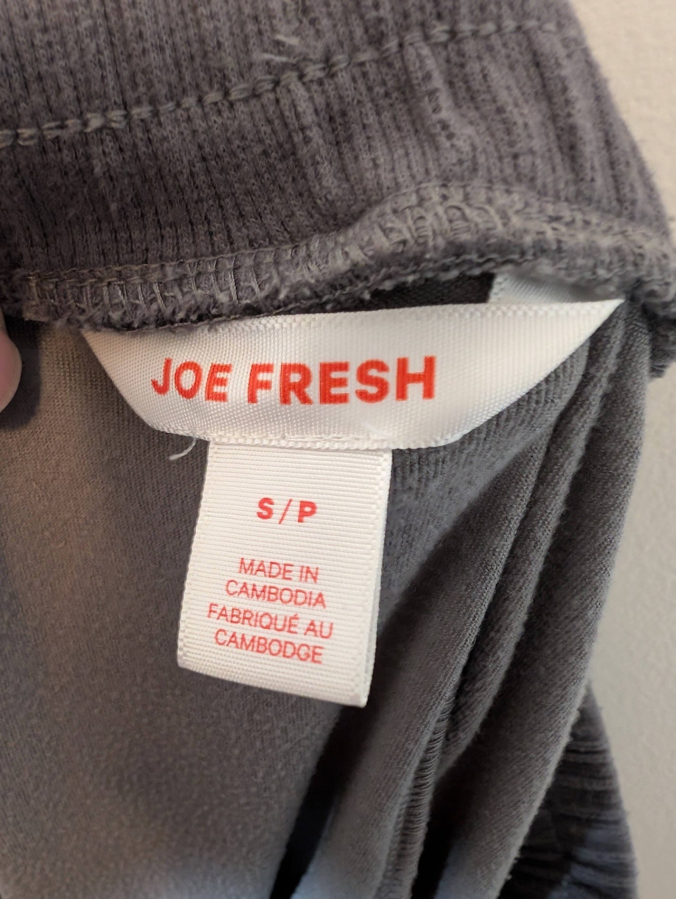 Joe Fresh velour sweatpants - Small