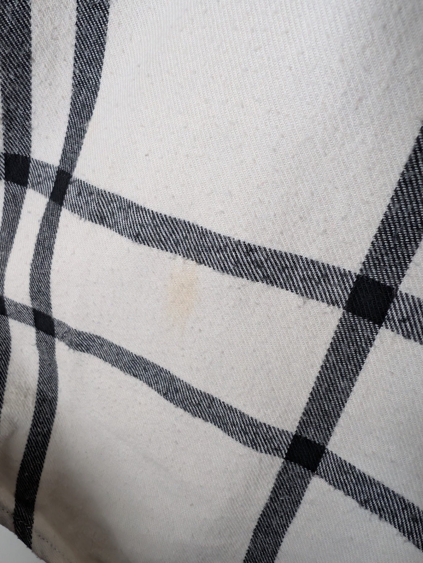Roots flannel - Medium (Minor Flaw)