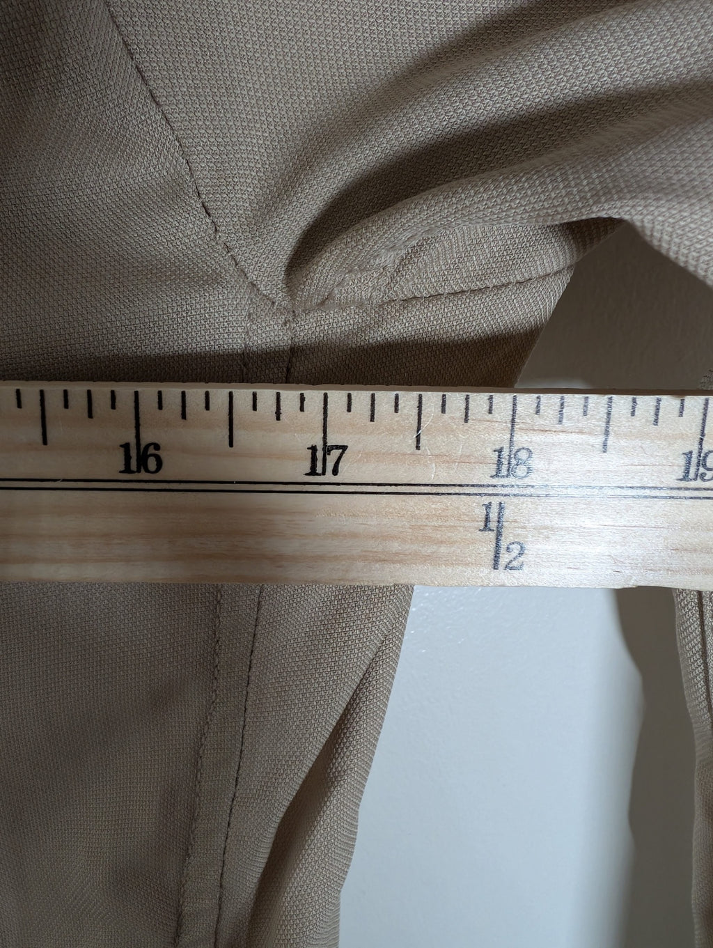 Gap jacket - Small (Minor Flaw)